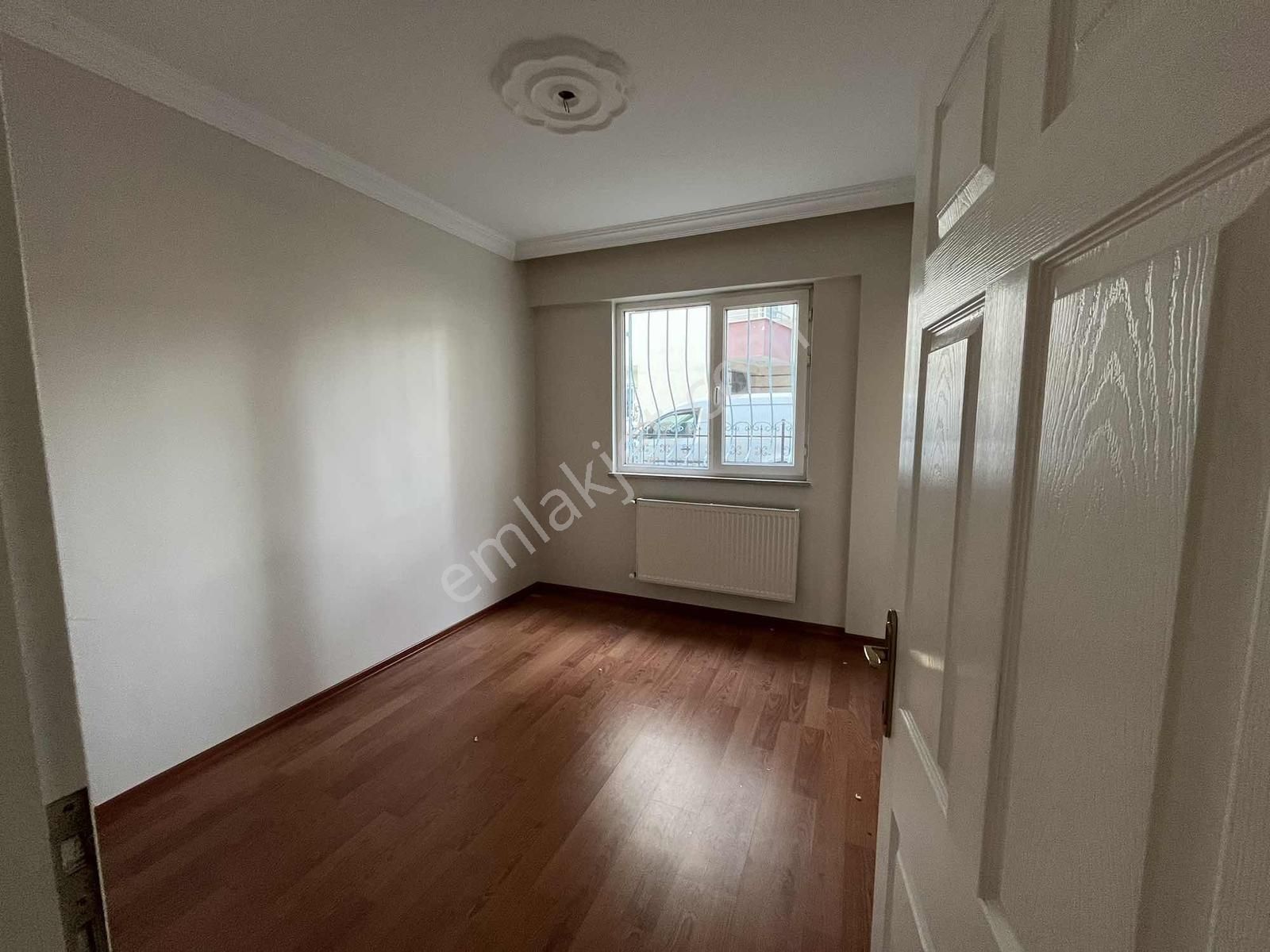 Vıp Gayrimenkuldan Karşıyakada Bulvar Yolu Üstünde Kiralık Daire - Görsel 8