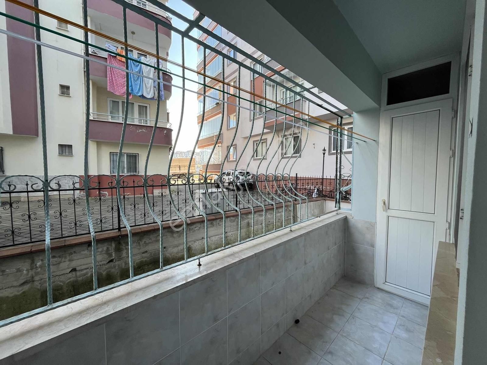 Vıp Gayrimenkuldan Karşıyakada Bulvar Yolu Üstünde Kiralık Daire - Görsel 16