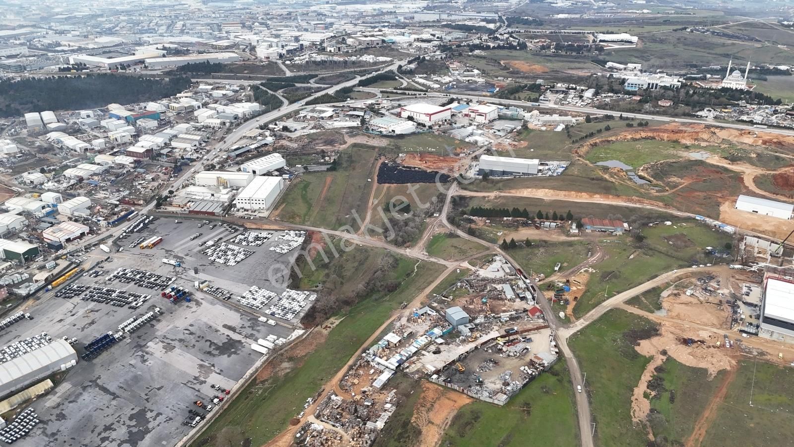 Gebze Pelitlide Satılık 30.000 M2 Birinci Sınıf Sanayi Arsası - Görsel 5