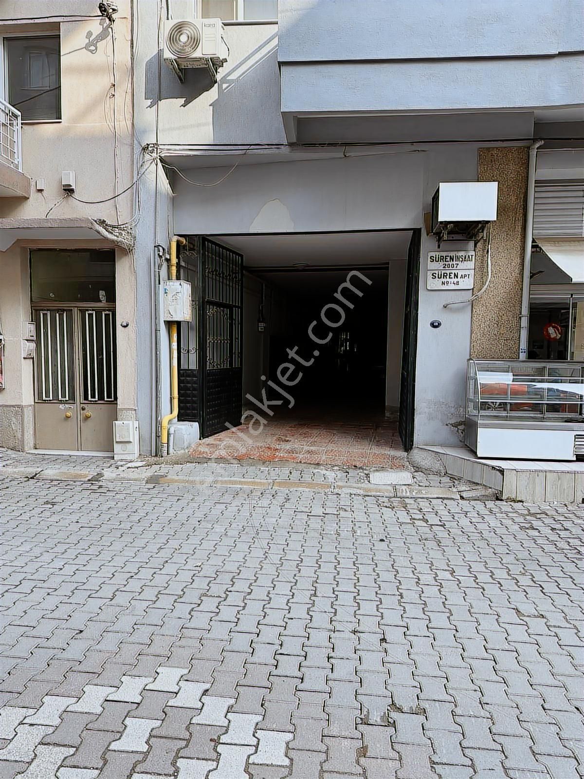 Bayraklı İzban Yakını Köşe Konumda 2+1 Satılık Daire - Görsel 10