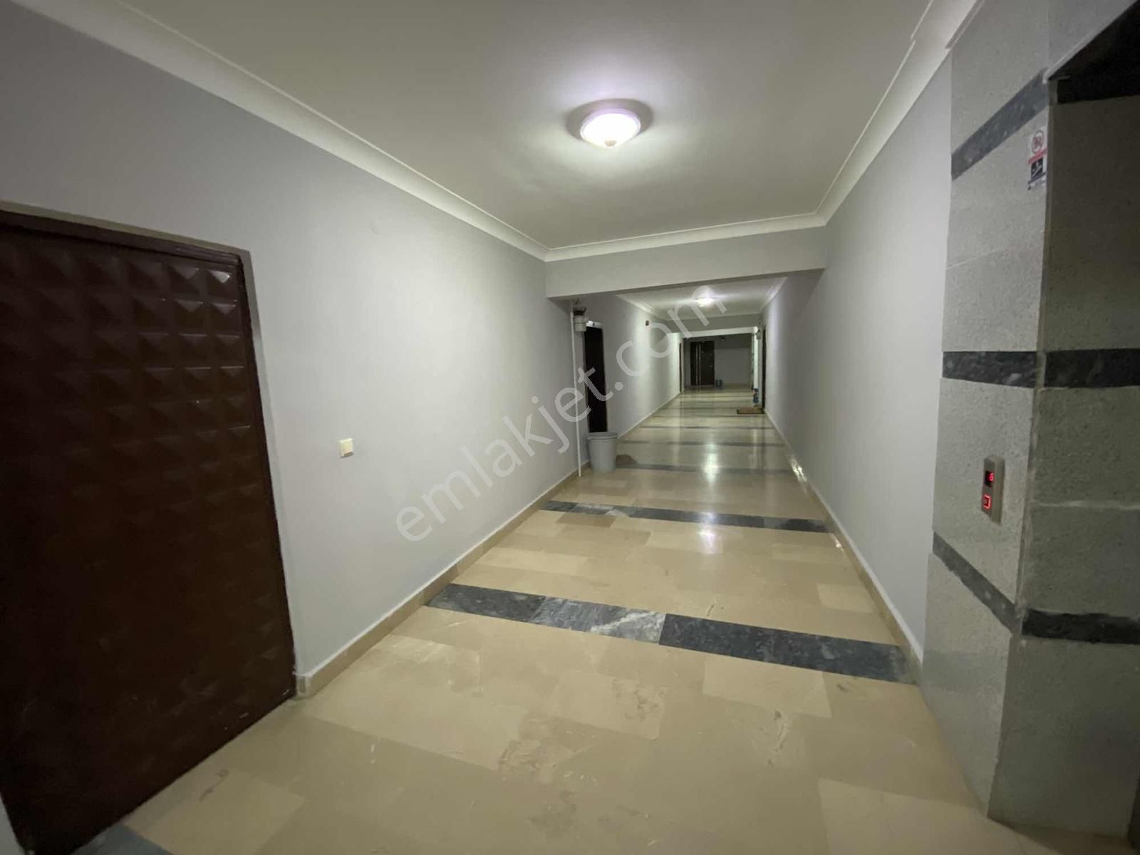 Ahi Mesut' Da 7/24 Güvenlikli Site İçinde Satılık 7+2 Daire - Görsel 5