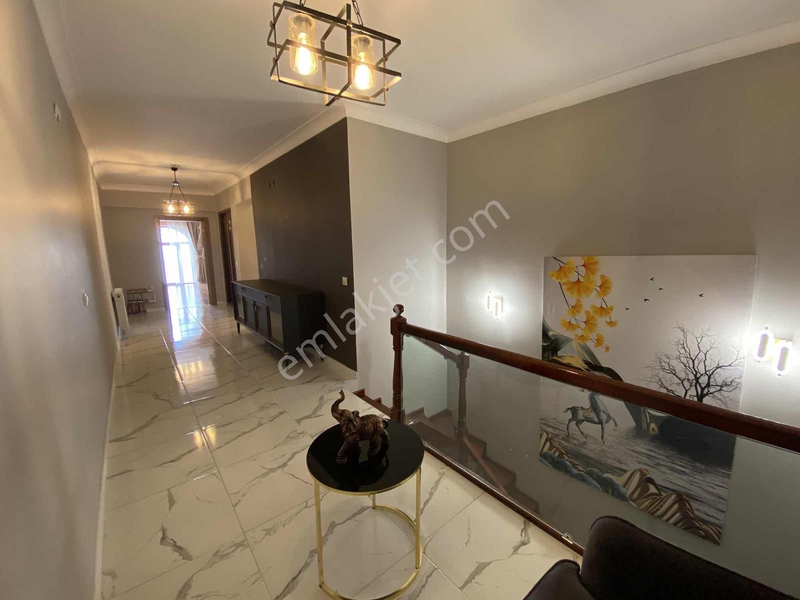 Ahi Mesut' Da 7/24 Güvenlikli Site İçinde Satılık 7+2 Daire - Görsel 14