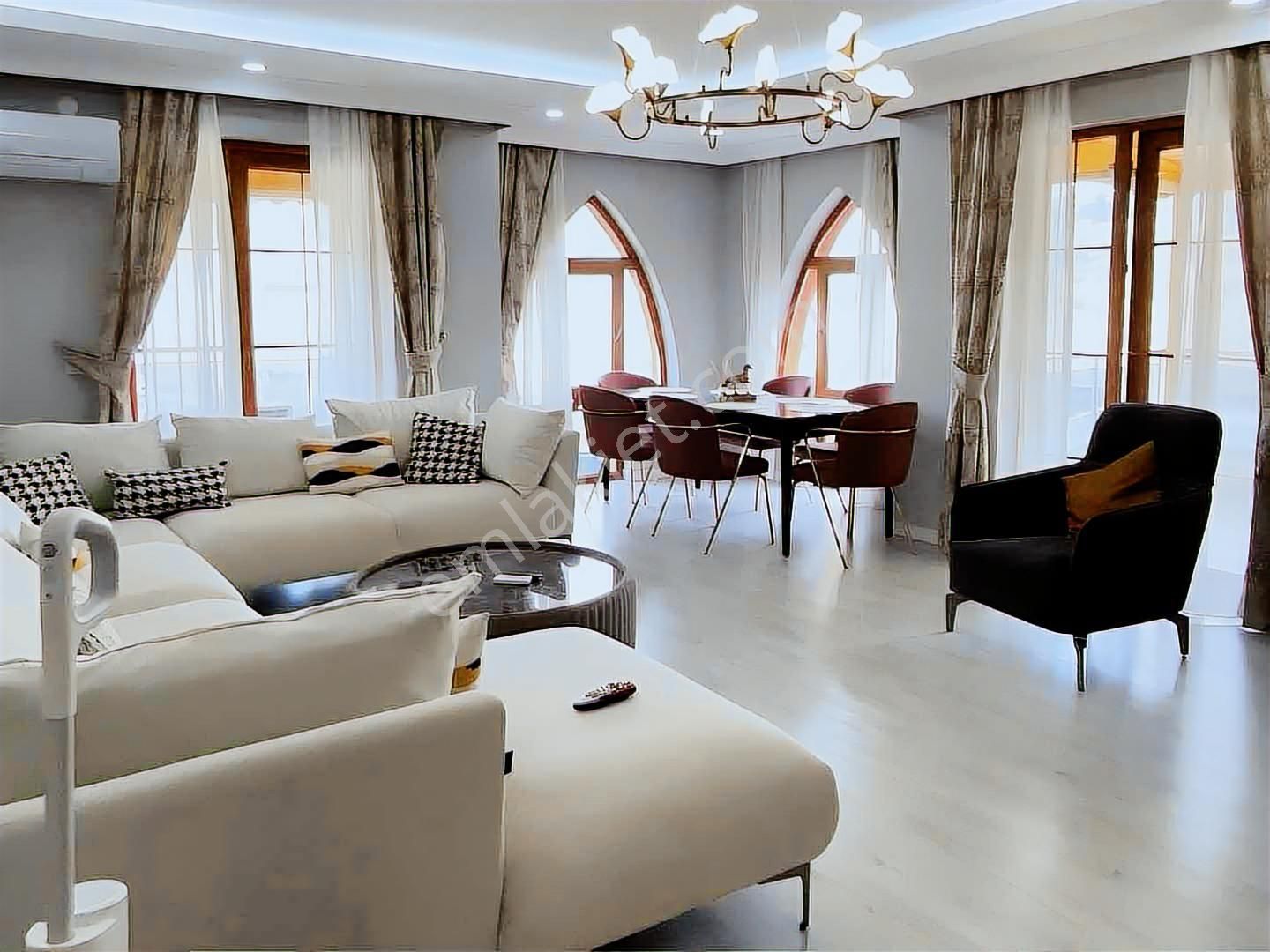 Ahi Mesut' Da 7/24 Güvenlikli Site İçinde Satılık 7+2 Daire - Görsel 34