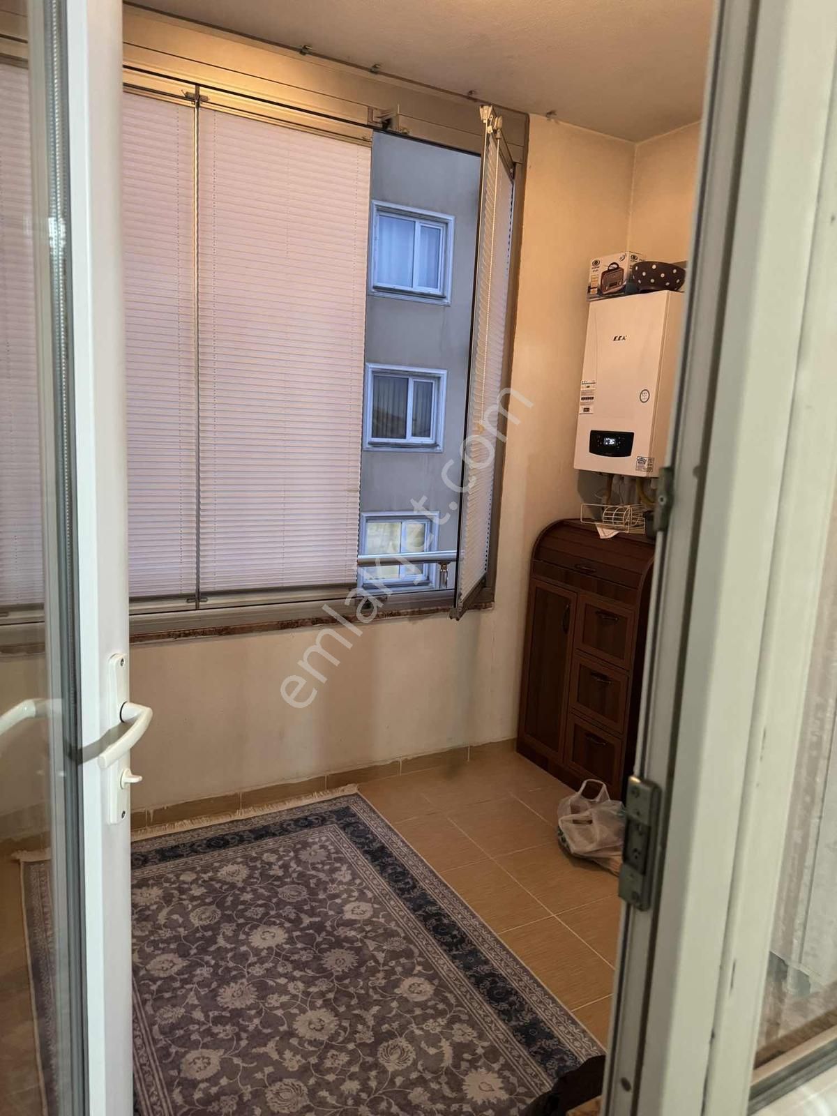 Yomra Sancak Mahallesi Tuğra Sitesi 3+1 Satılık Daire - Görsel 4