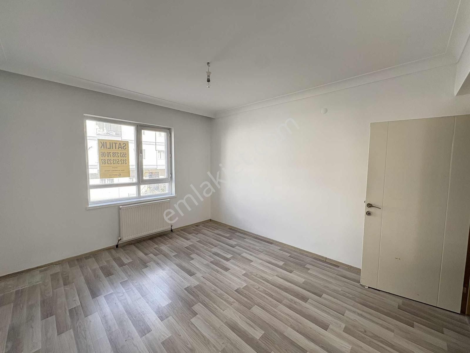 Alaçatı'dan İstasyon'da Belediye Tren Otobüs Hastane Yakını 3+1 - Görsel 7