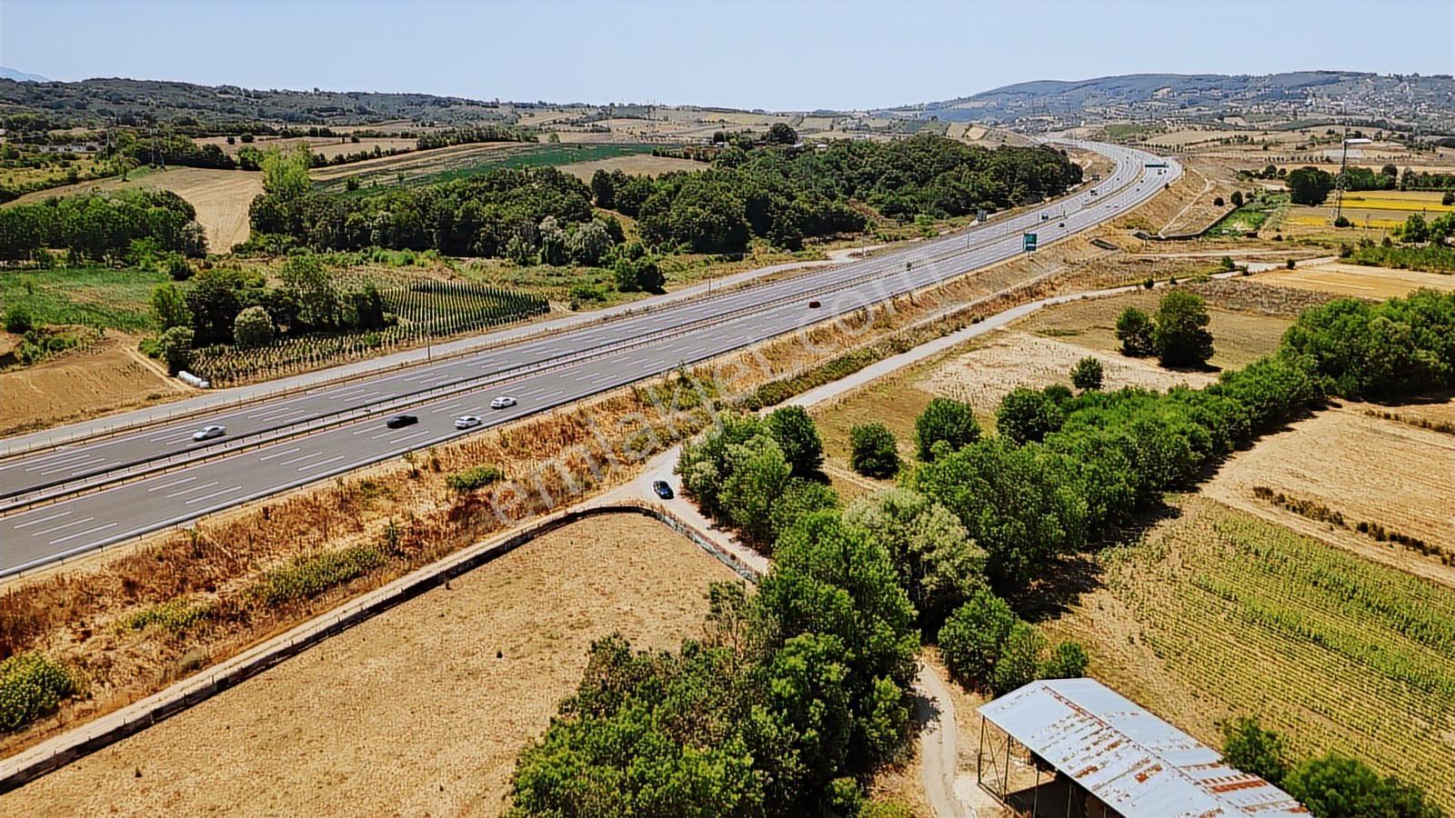 Otobana Cephe Akmeşe Köyünde Hazır Çiftlik - Görsel 23