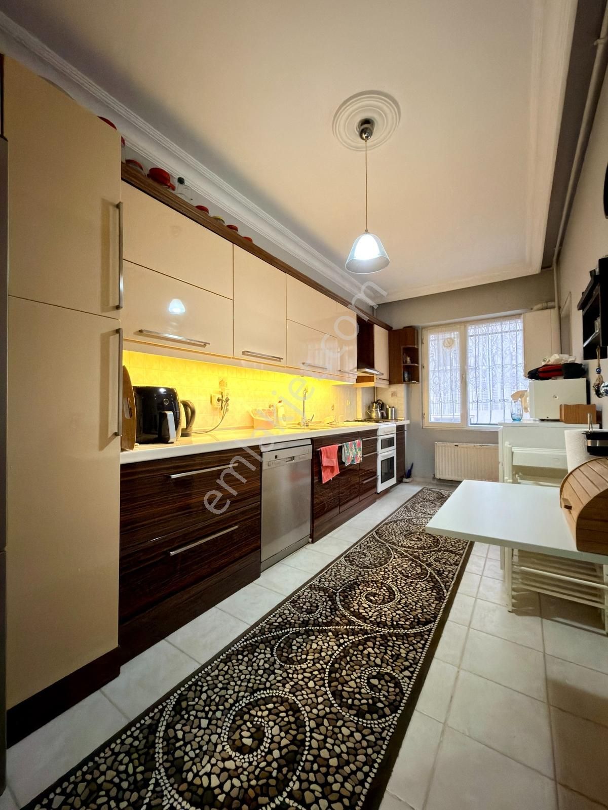 █ Konfor █ Altıntepe Minibüse 2. Binada, 140 M2 Net, Ara Kat 3+1 - Görsel 13