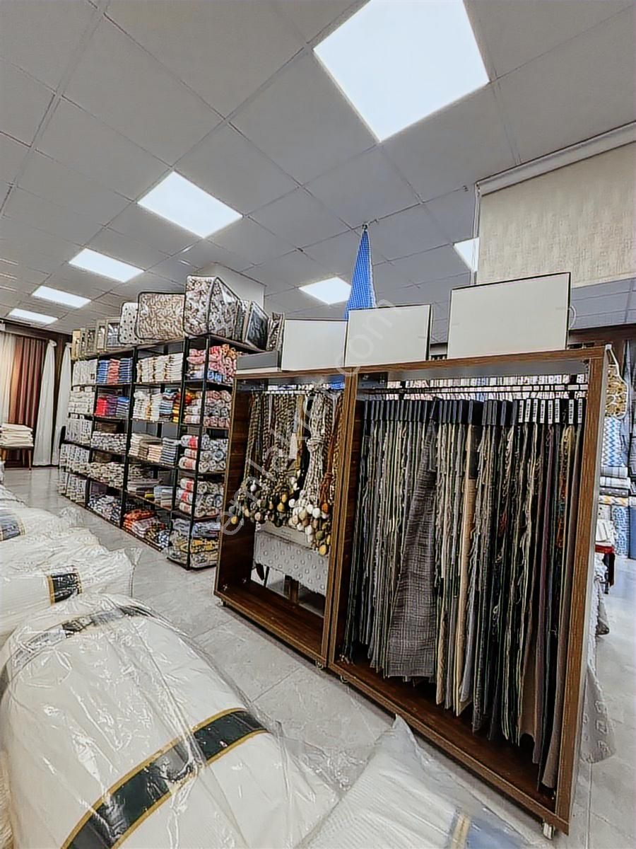 Karatay Akabe Mah. Saçlıkasap Caddesinde Devren Satılık Perdeci - Görsel 5