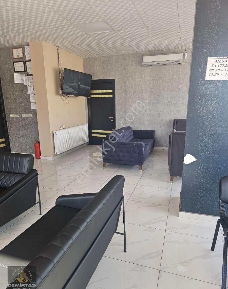 Çakmak Mahallesınde Devren Kiralık Emlak Ofisi - Görsel 9