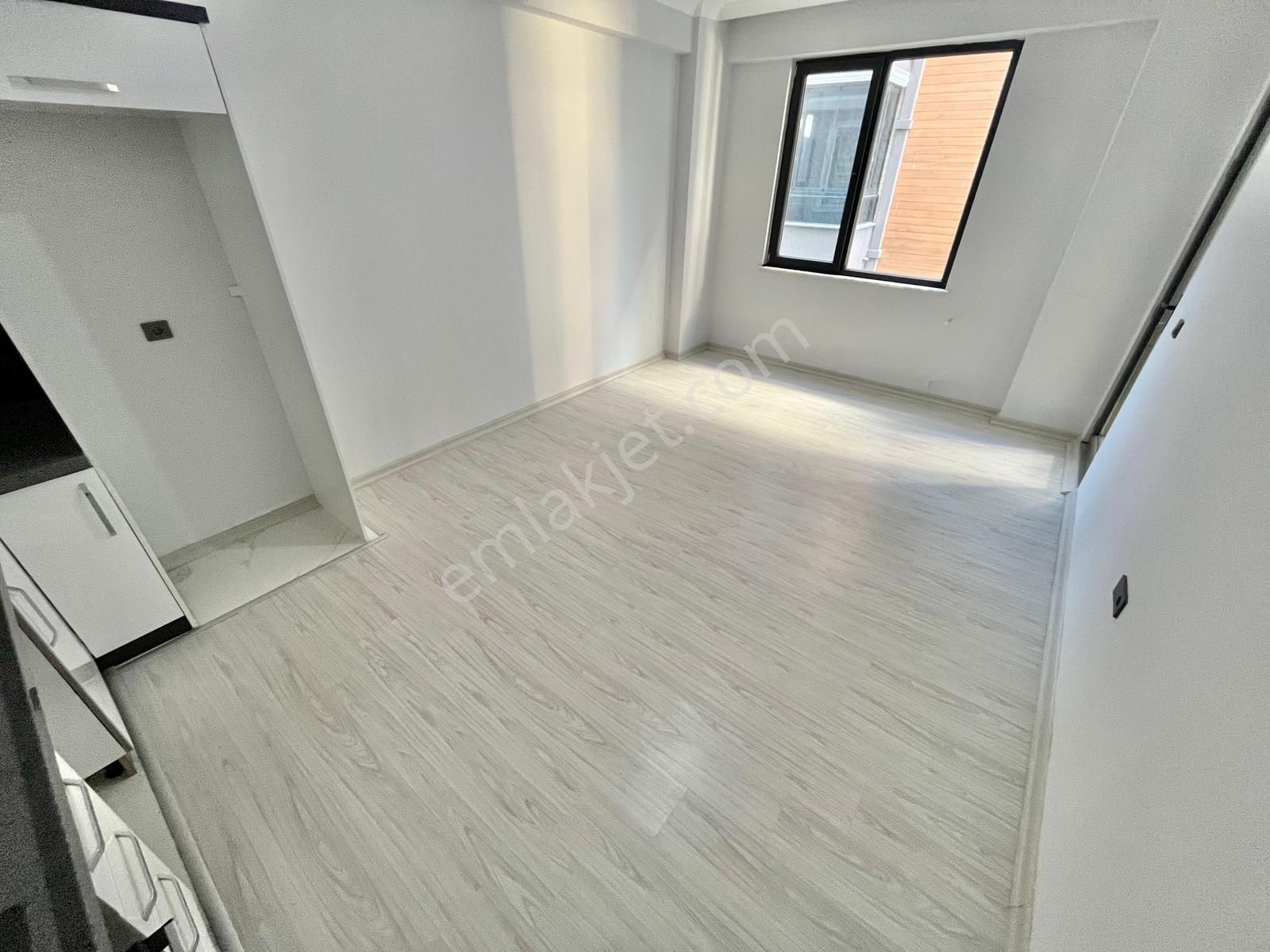 Gümüş'den Altınkumda Ara Kat Sıfır Geniş Kullanımlı 1+1 Daire - Görsel 28