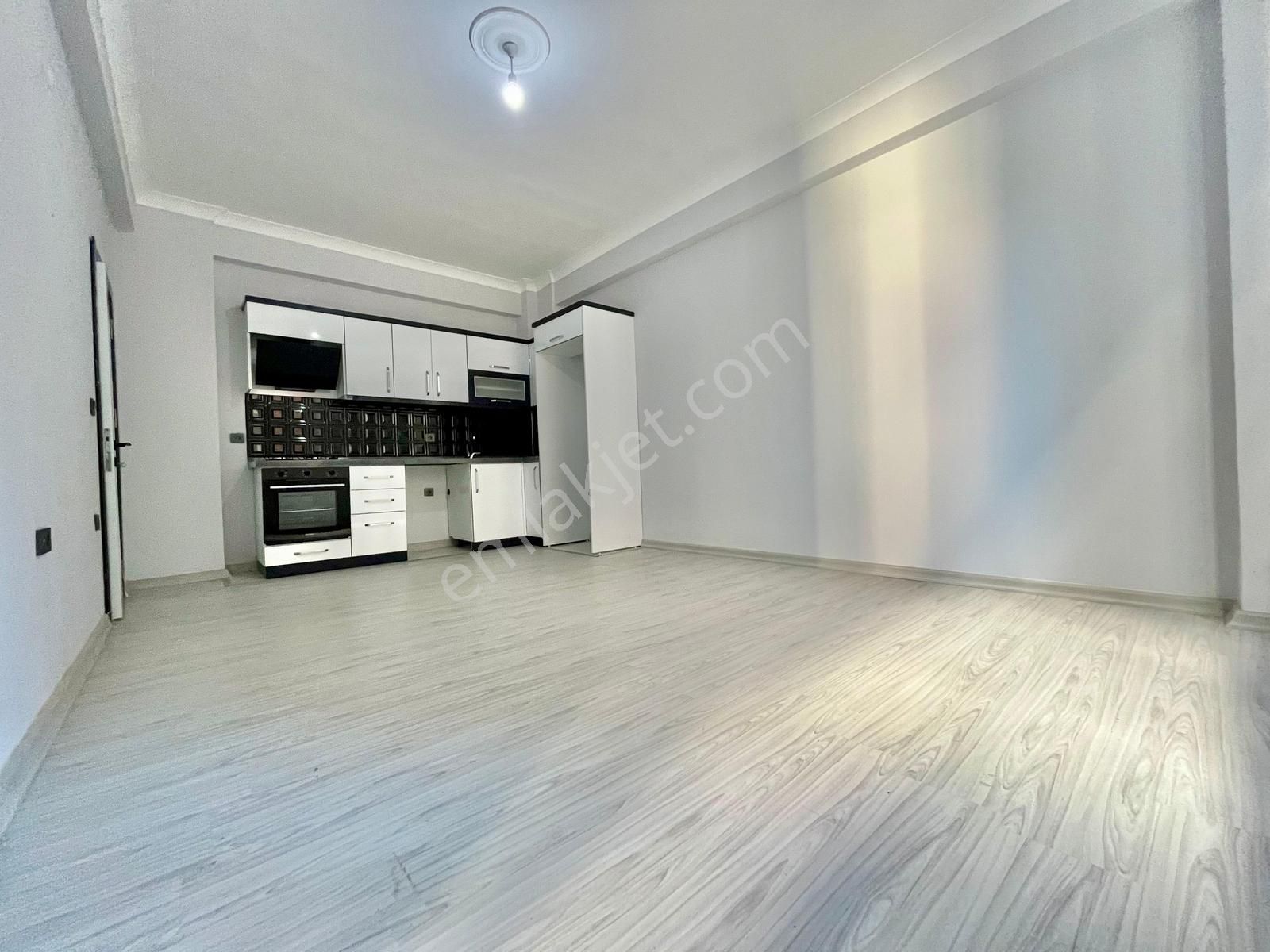 Gümüş'den Altınkumda Ara Kat Sıfır Geniş Kullanımlı 1+1 Daire - Görsel 26