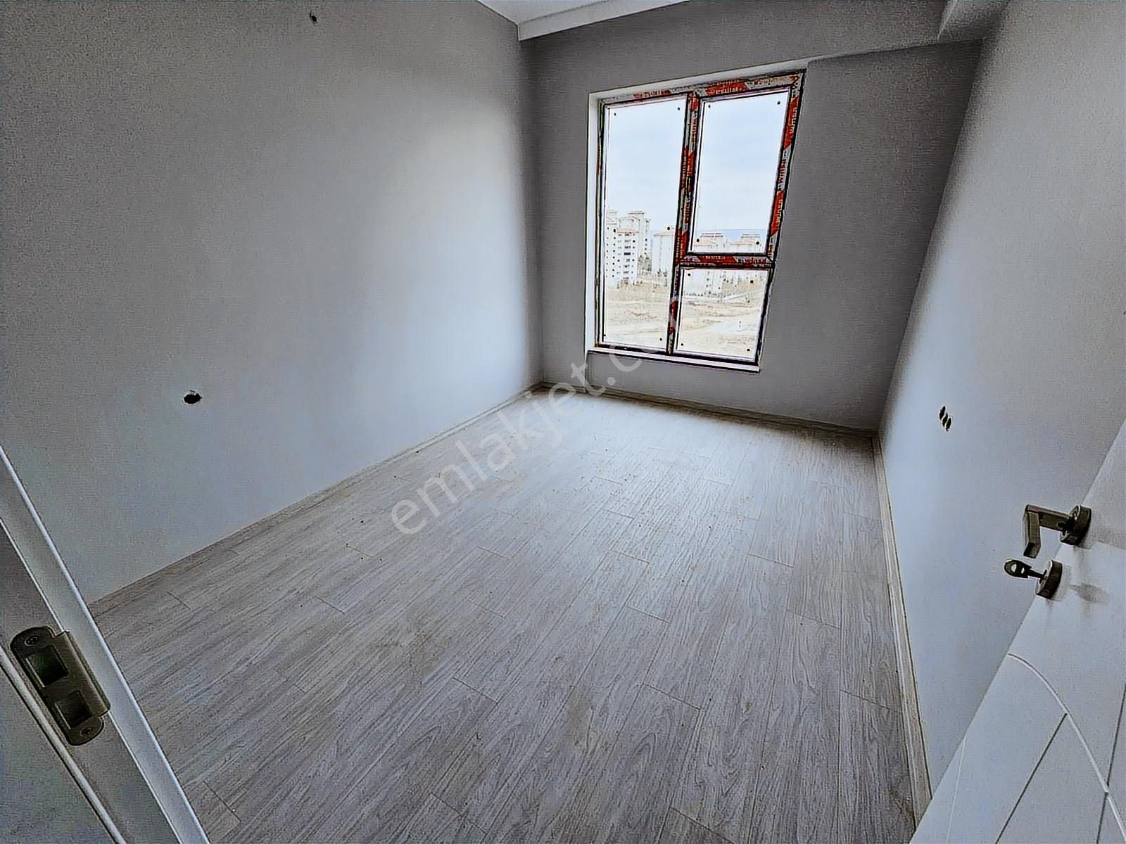 Atayurt Merkezde 3 Bloklu Site İçerisinde 2+1 Sıfır Daire - Görsel 14