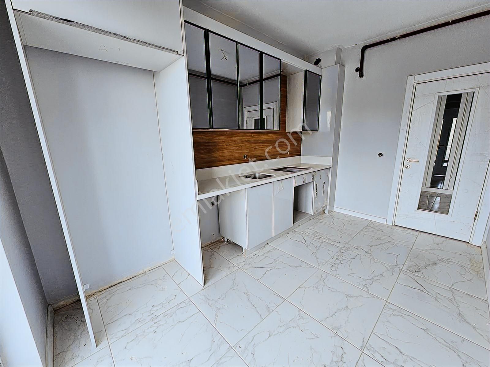 Atayurt Merkezde 3 Bloklu Site İçerisinde 2+1 Sıfır Daire - Görsel 20