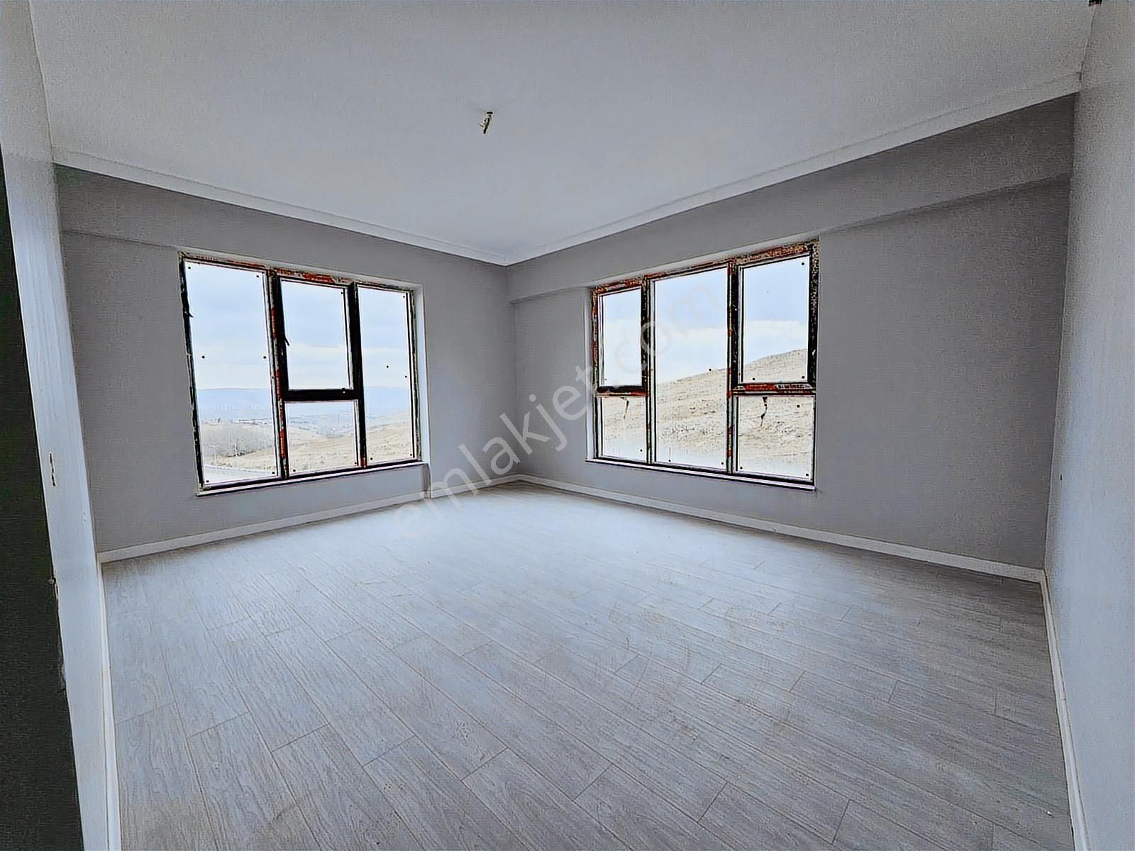 Atayurt Merkezde 3 Bloklu Site İçerisinde 2+1 Sıfır Daire - Görsel 4