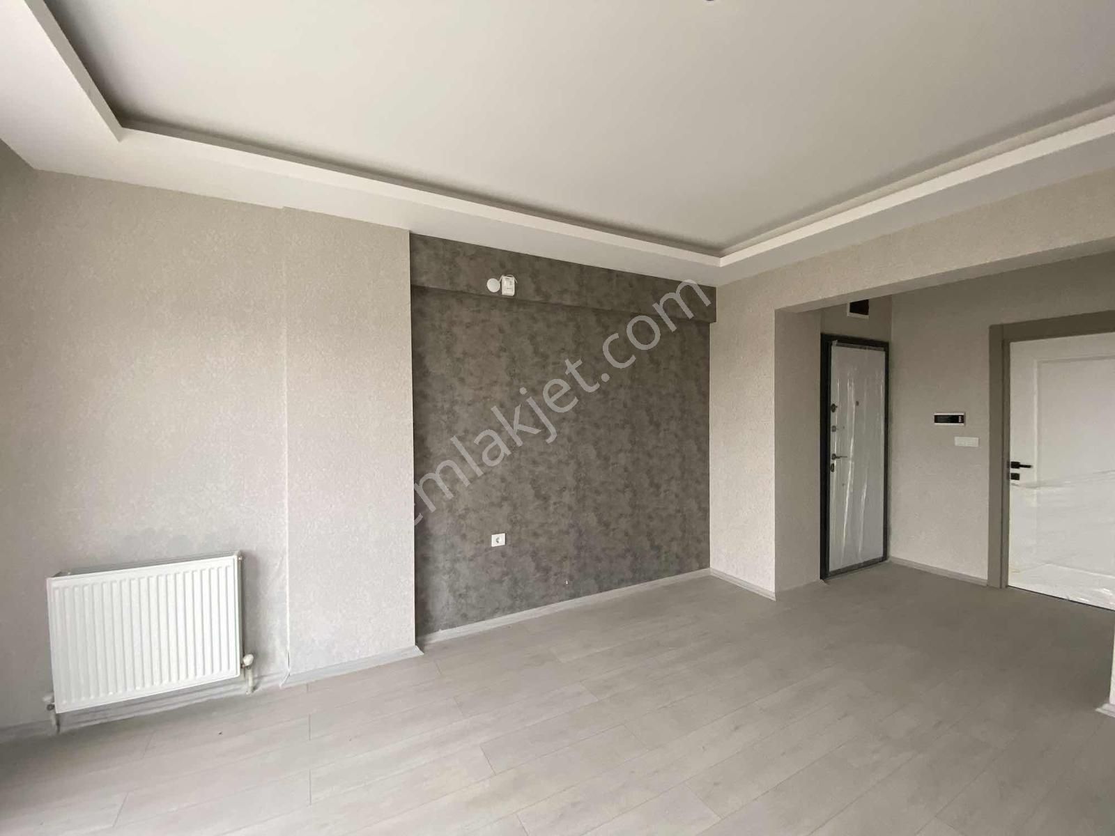 Esenboğa Mahallesinde Cadde Üzerinde Satılık Daire - Görsel 17