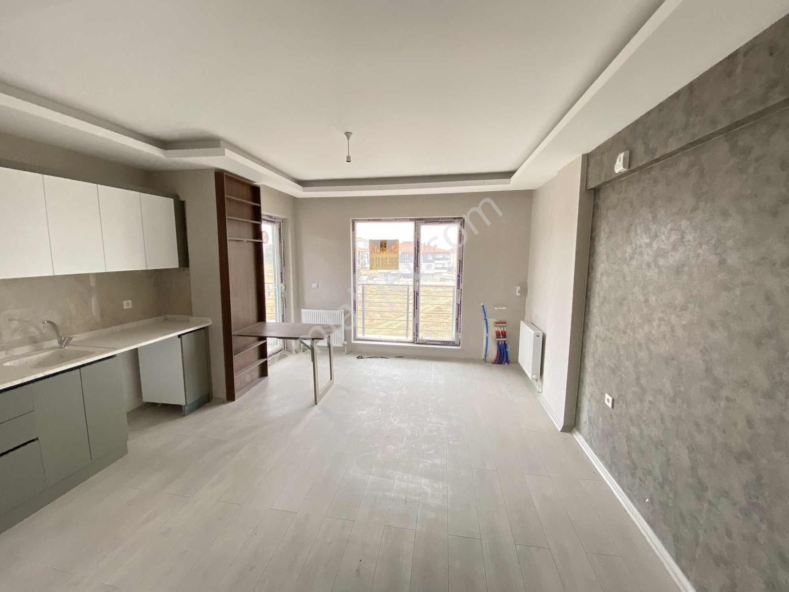 Esenboğa Mahallesinde Cadde Üzerinde Satılık Daire - Görsel 13