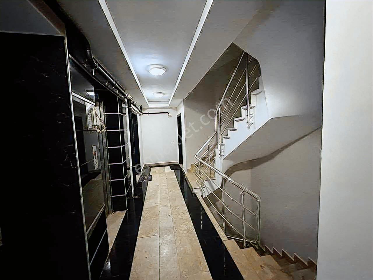 Kapalı Otoparklı 2+1 Daire - Görsel 7