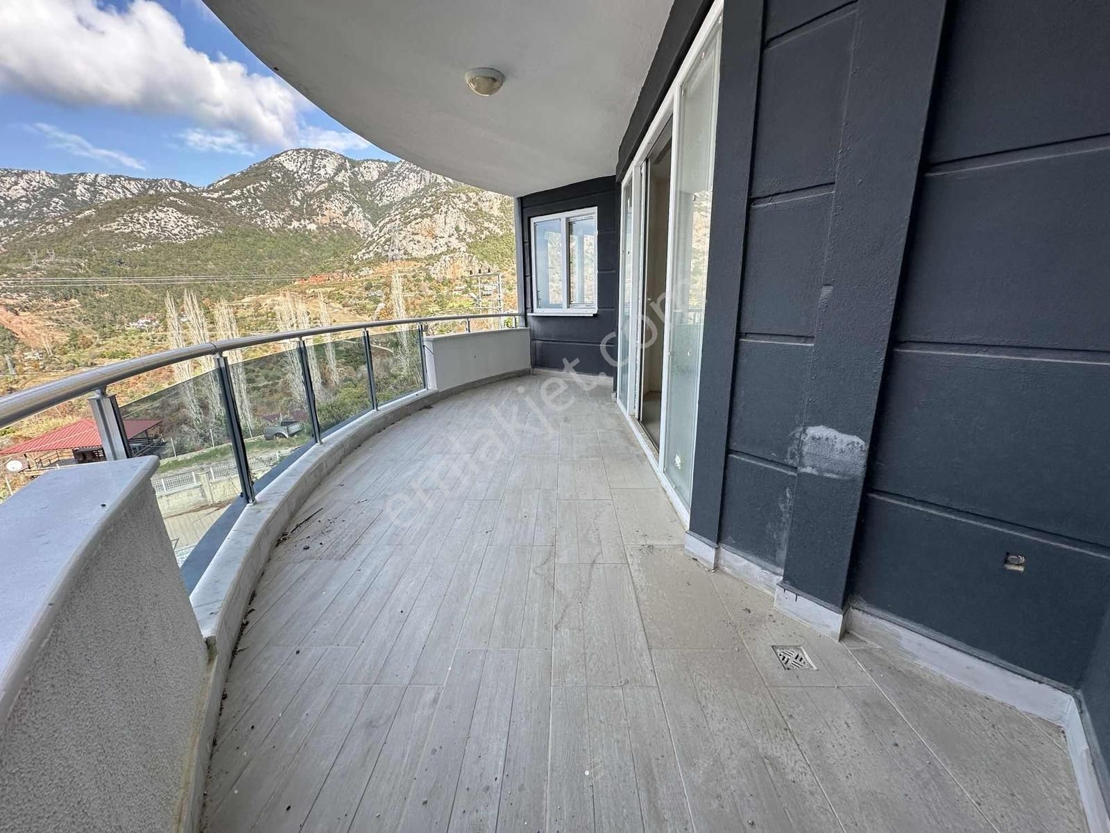 Full Deniz Ve Şehir Manzaralı 120 M2 2+1 Site İçi Fırsat Daire - Görsel 27