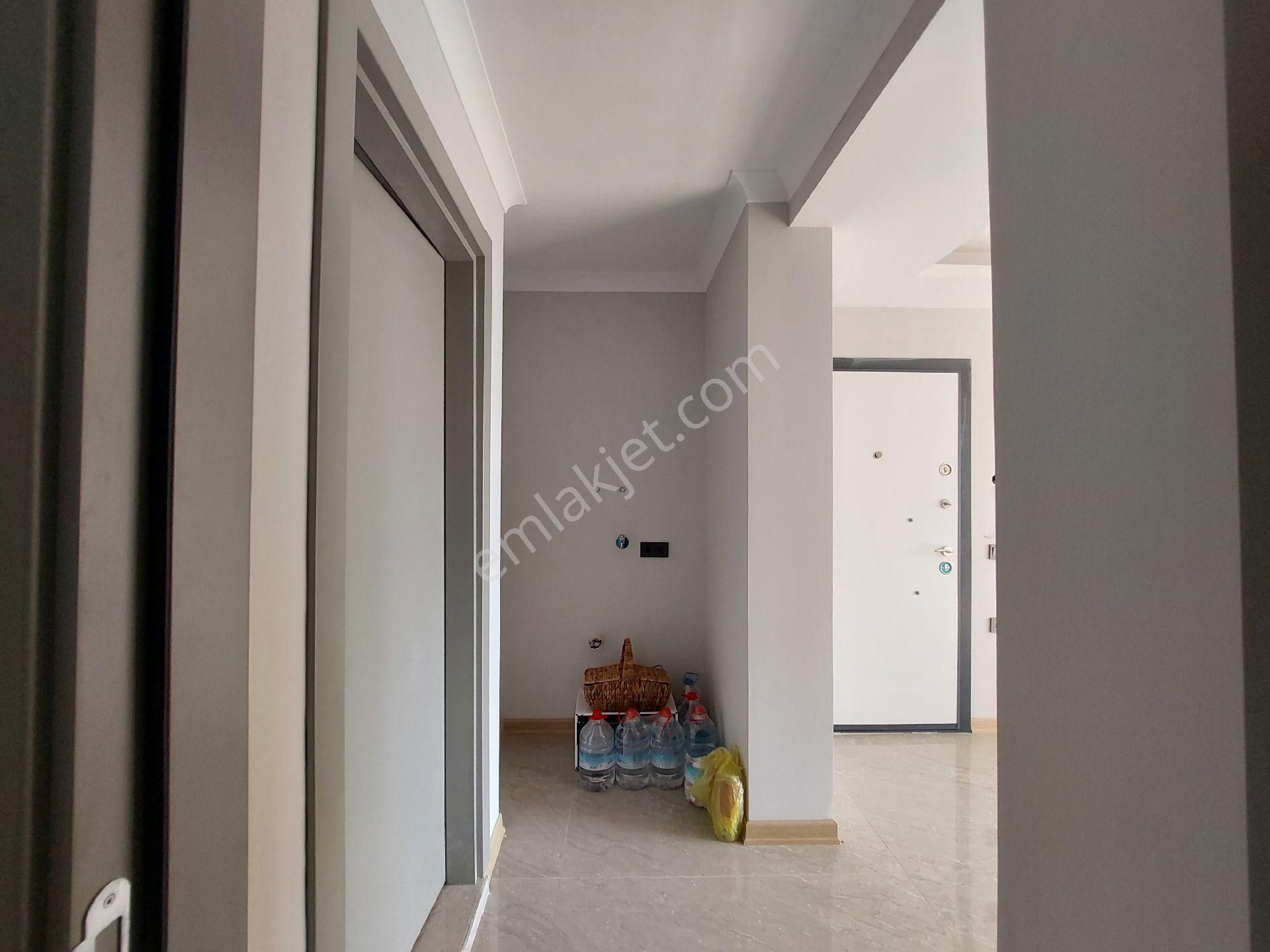 2+1bahçe Katı Havuzlu Otoparklı Site İçerisinde - Görsel 22