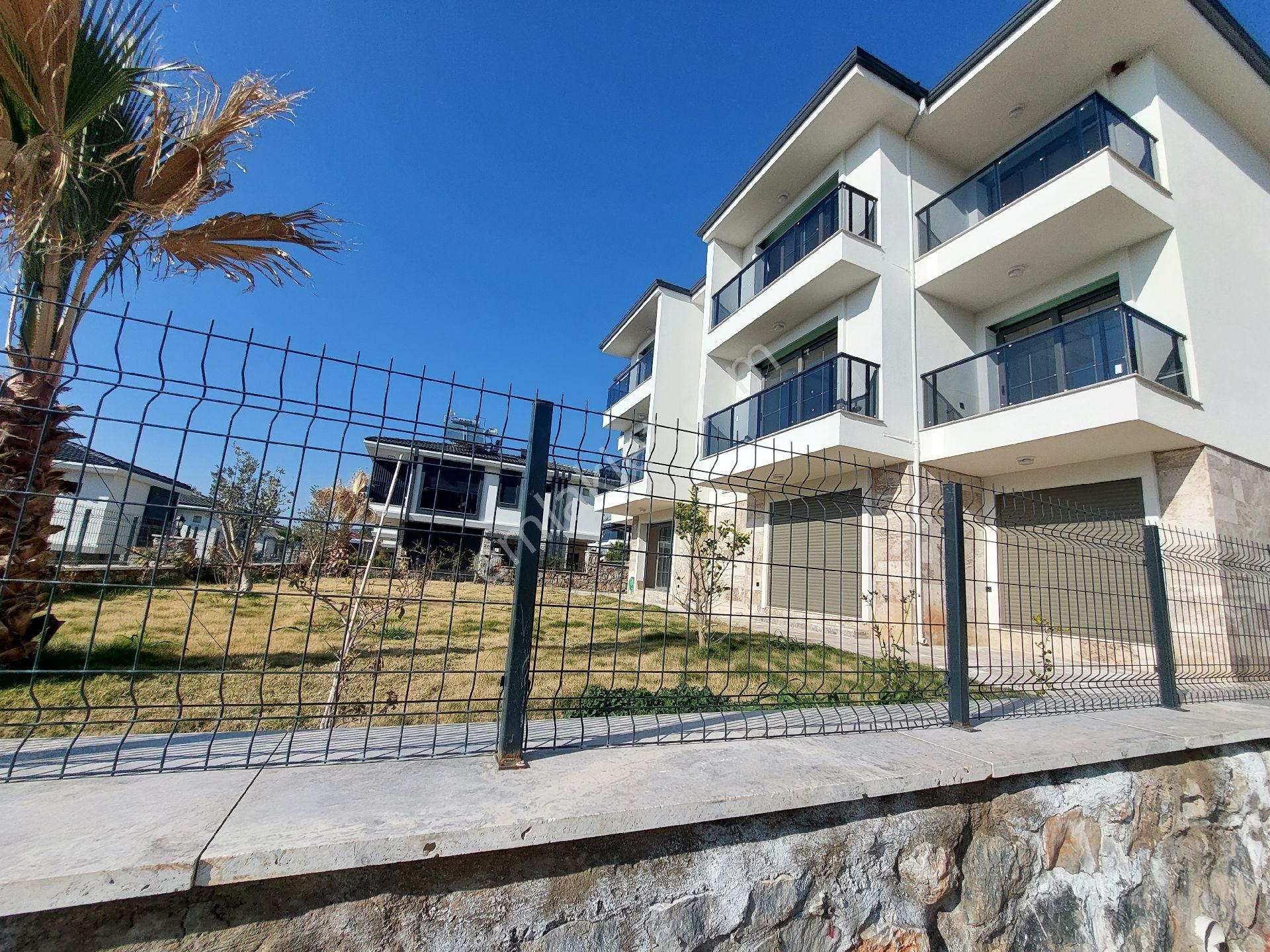 2+1bahçe Katı Havuzlu Otoparklı Site İçerisinde - Görsel 31