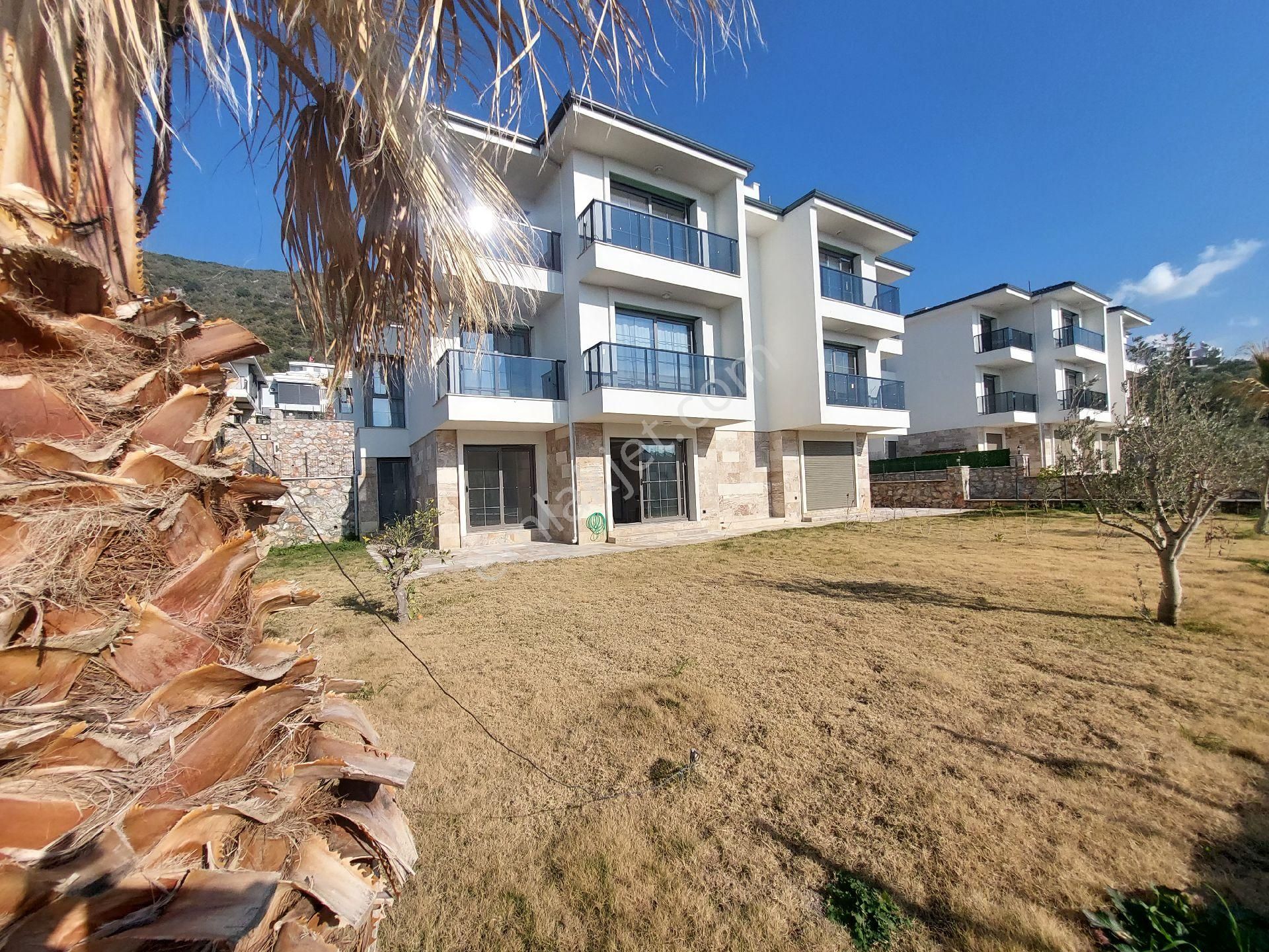 2+1bahçe Katı Havuzlu Otoparklı Site İçerisinde - Görsel 4