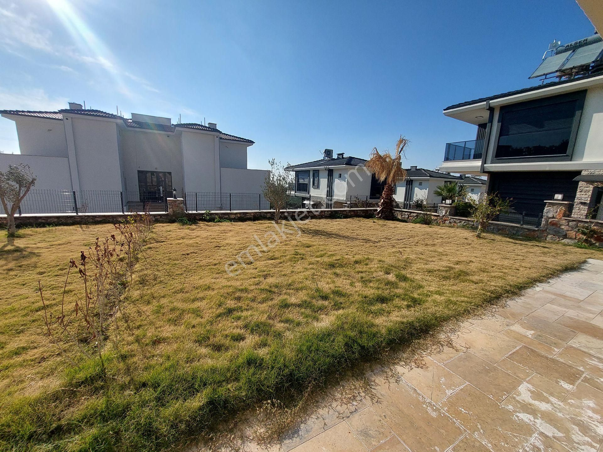 2+1bahçe Katı Havuzlu Otoparklı Site İçerisinde - Görsel 6