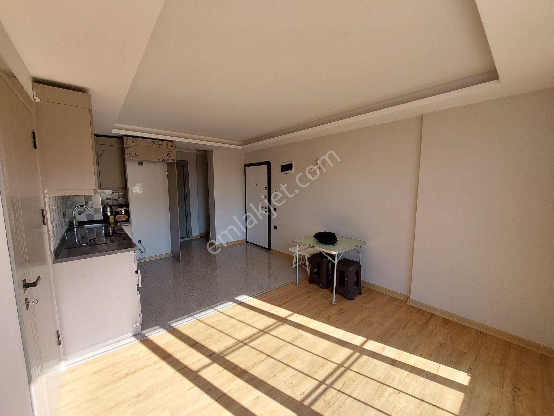 2+1bahçe Katı Havuzlu Otoparklı Site İçerisinde - Görsel 25