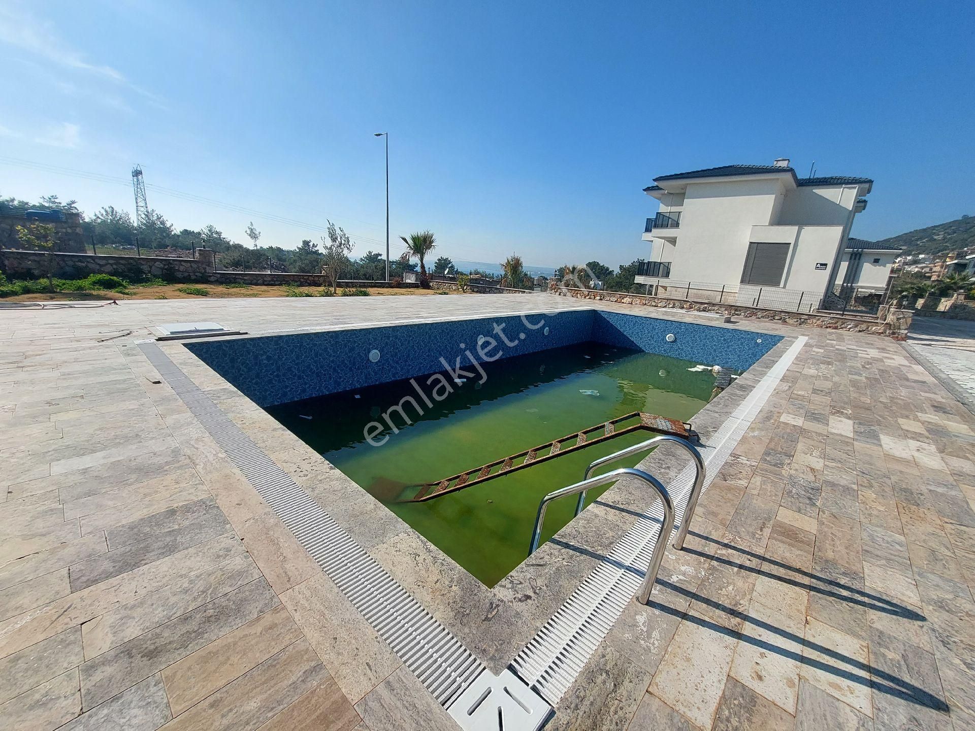 2+1bahçe Katı Havuzlu Otoparklı Site İçerisinde - Görsel 9