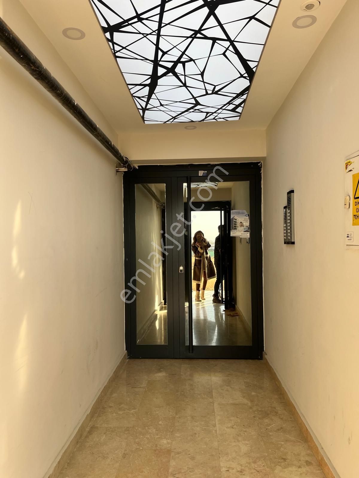 Esenboğa Mah'de Cadde Üzerinde Full Eşyalı Kiralık Daire - Görsel 9