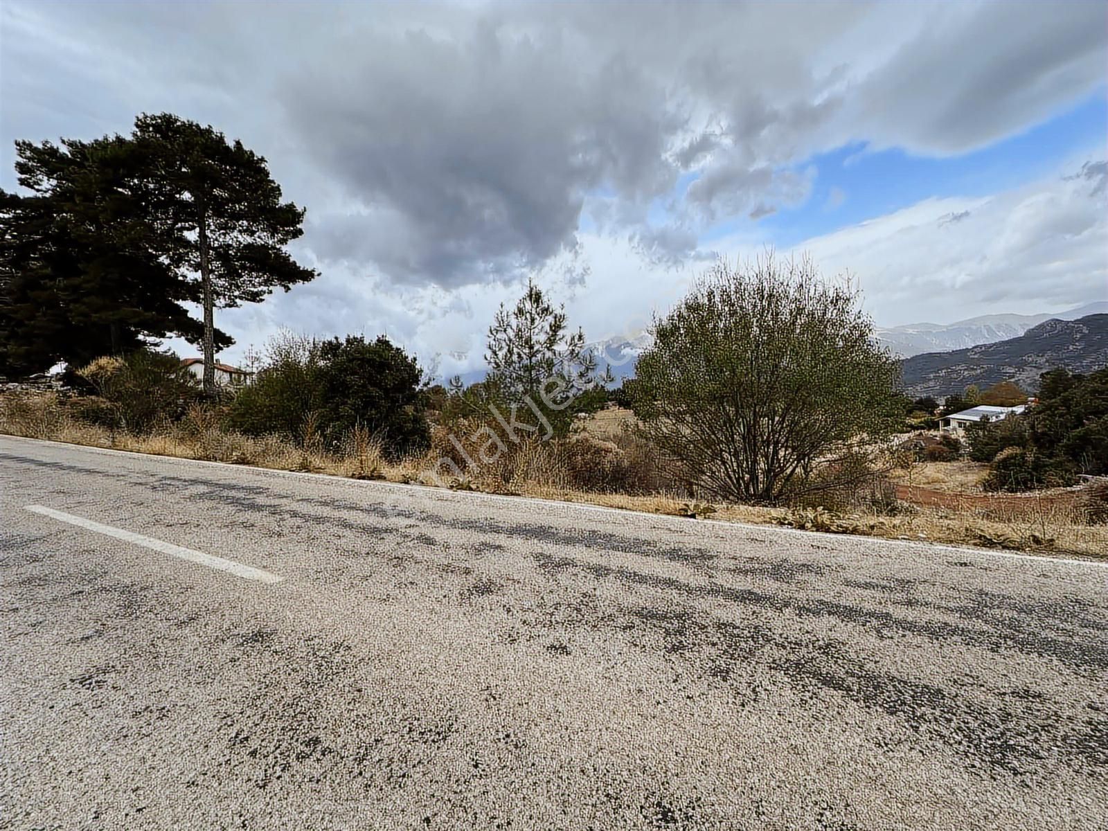 Eksper'den Sessiz,huzurlu Ve Yatırımlık: Gölcük'te Geniş Arsa! - Görsel 9