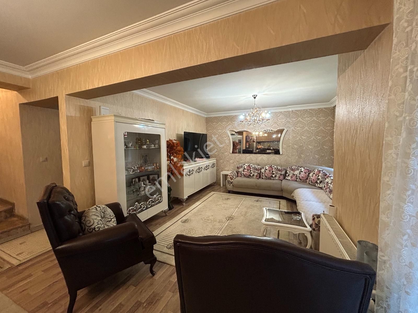 Bursa Demirci'de Özel Tasarım 6+2 Villa - Görsel 23