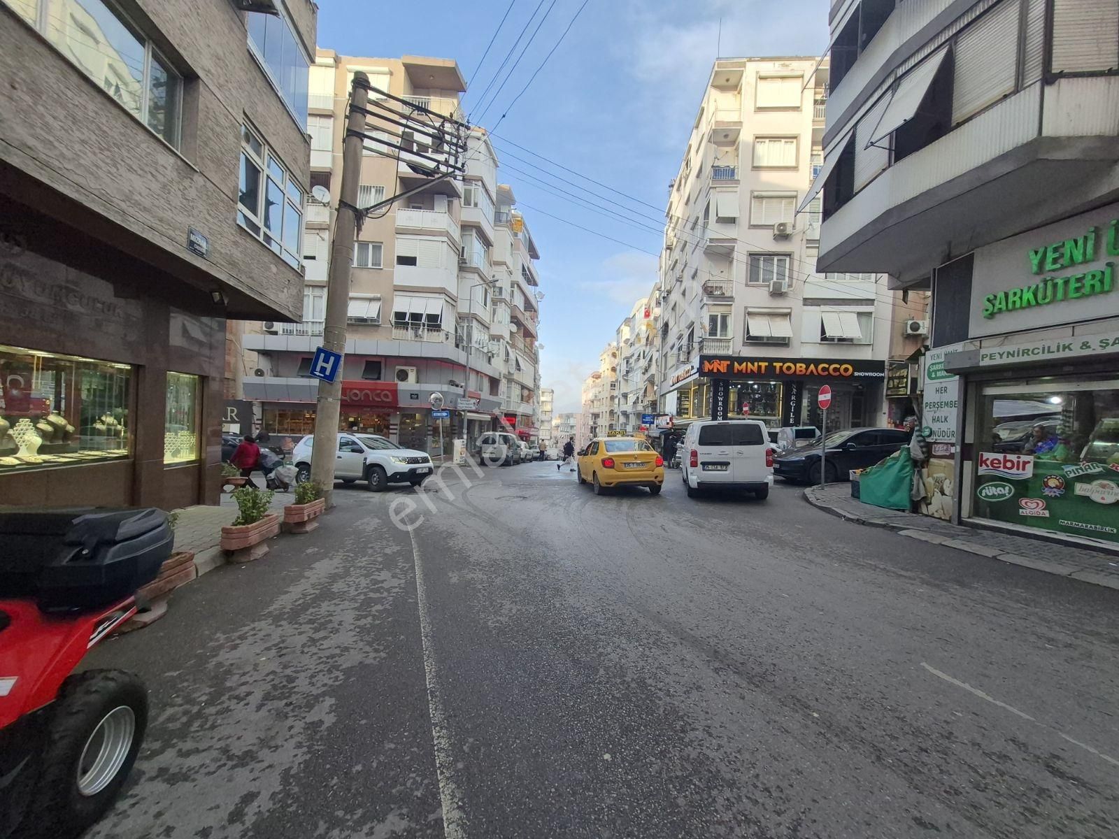 Yeşilyurt Atatürk Eğitim Araştırma Hast. Yakını 3+1 Eşyalı Daire - Görsel 6