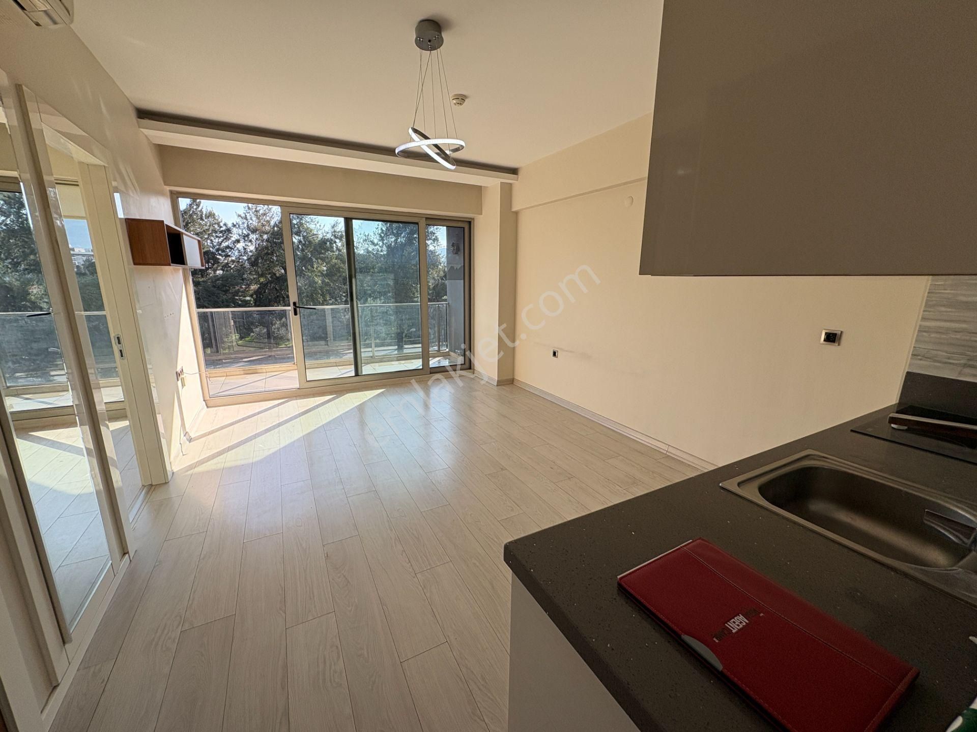 Avcılar Lobiparlas Rezidansta Satılık 1+1 Ofis - Görsel 3