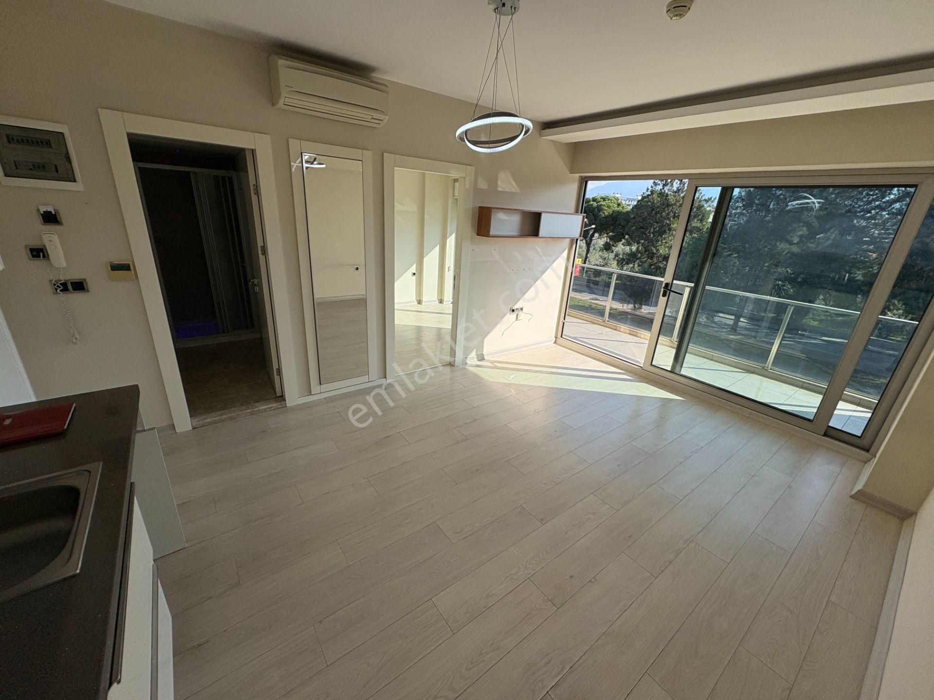 Avcılar Lobiparlas Rezidansta Satılık 1+1 Ofis - Görsel 7