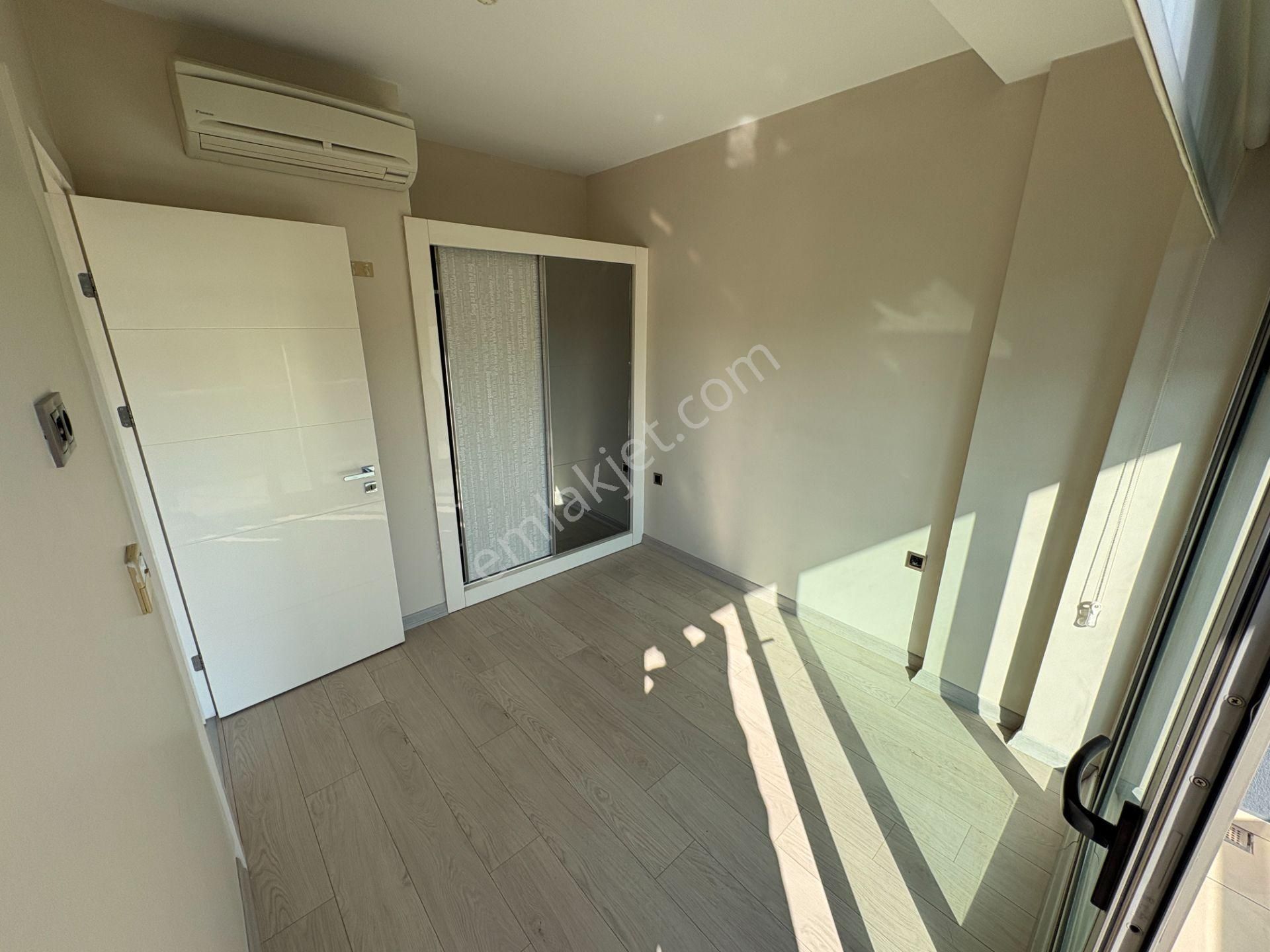 Avcılar Lobiparlas Rezidansta Satılık 1+1 Ofis - Görsel 8