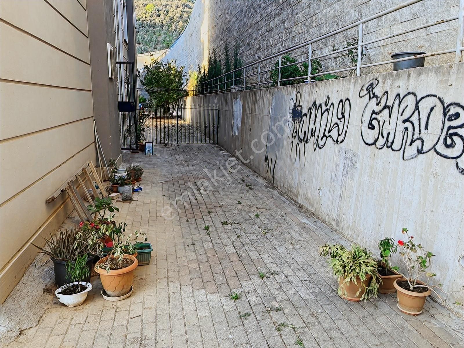 Çukurbahçede Site İçerisinde Satıklık Daire - Görsel 5