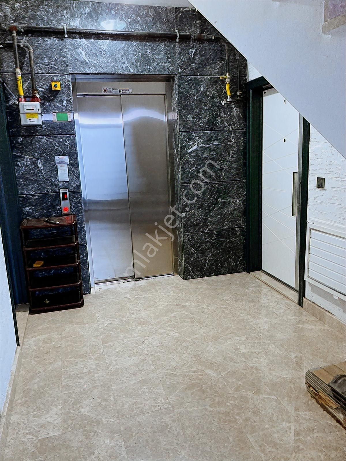 Harmankaya Villa Bölgesinde Muhteşem Deniz Ve Şehir Manzarası - Görsel 11