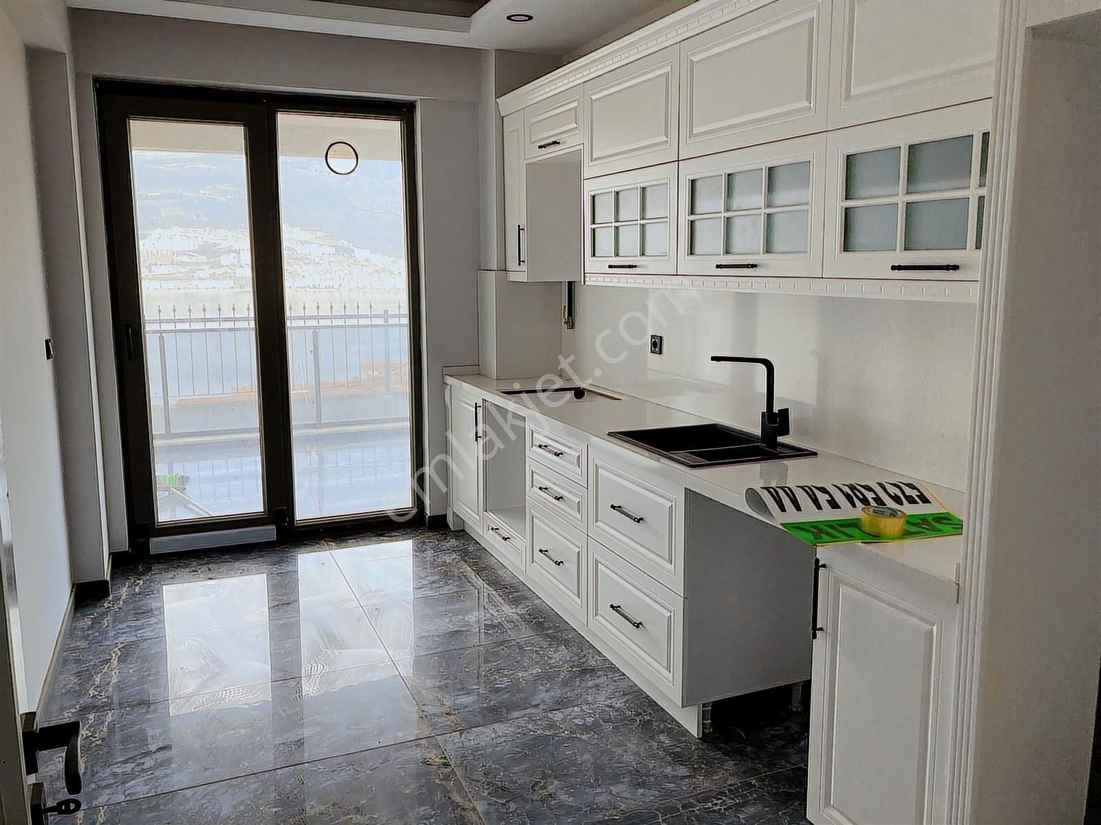 Harmankaya Villa Bölgesinde Muhteşem Deniz Ve Şehir Manzarası - Görsel 19