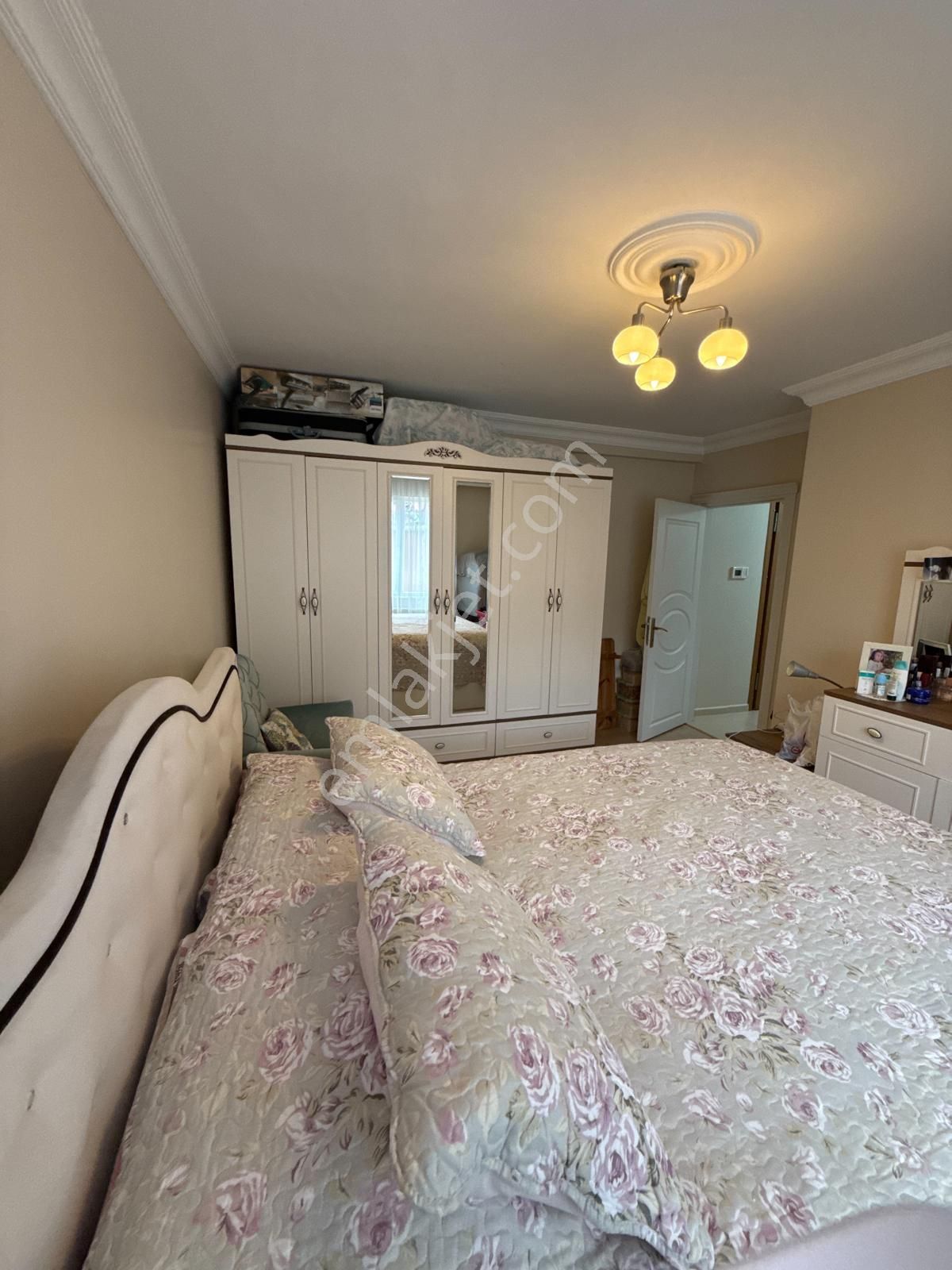 Yenibosna Merkez Camiye Yakın Satılık100 M2 2+1 Daire - Görsel 13