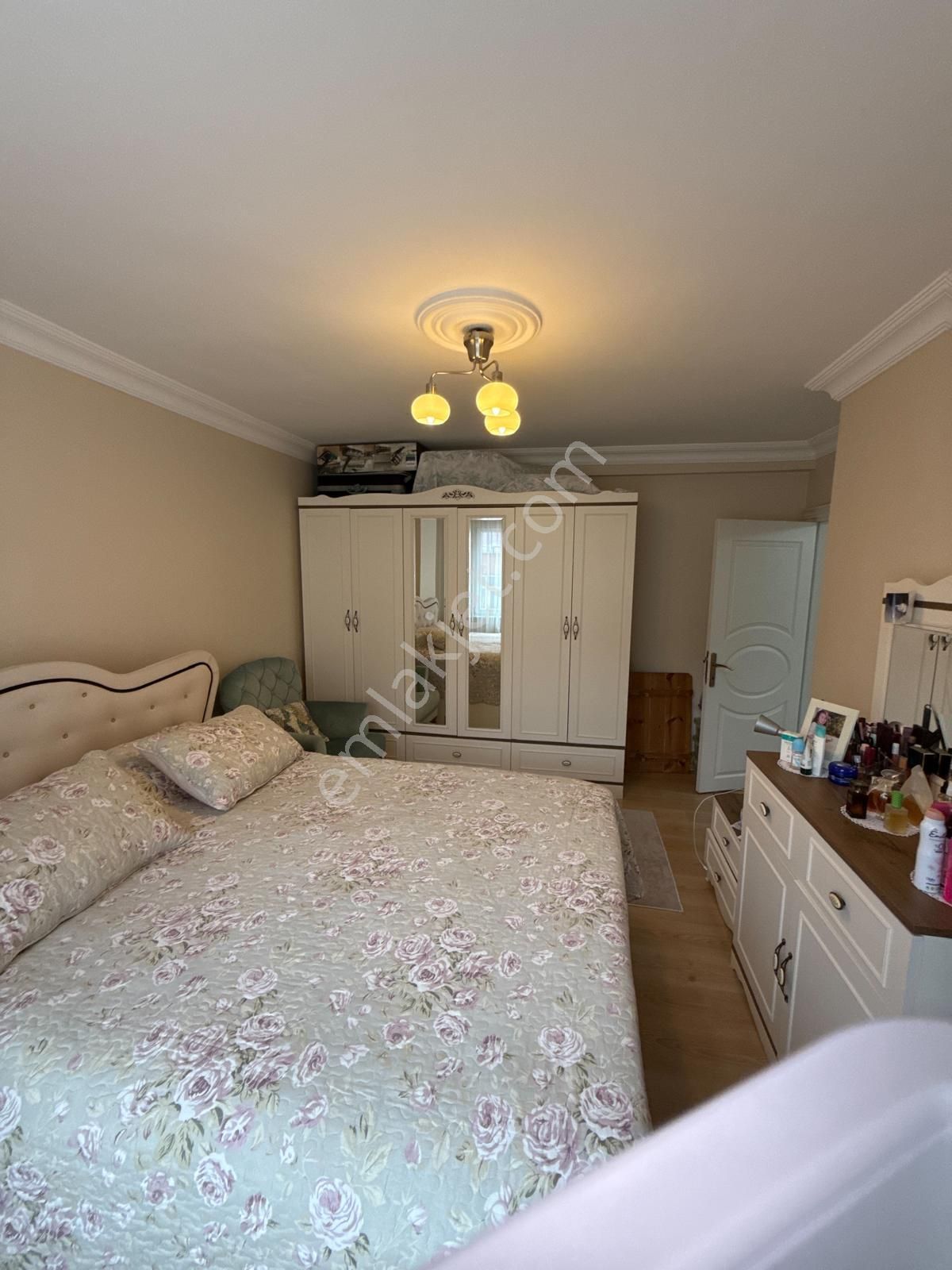 Yenibosna Merkez Camiye Yakın Satılık100 M2 2+1 Daire - Görsel 10