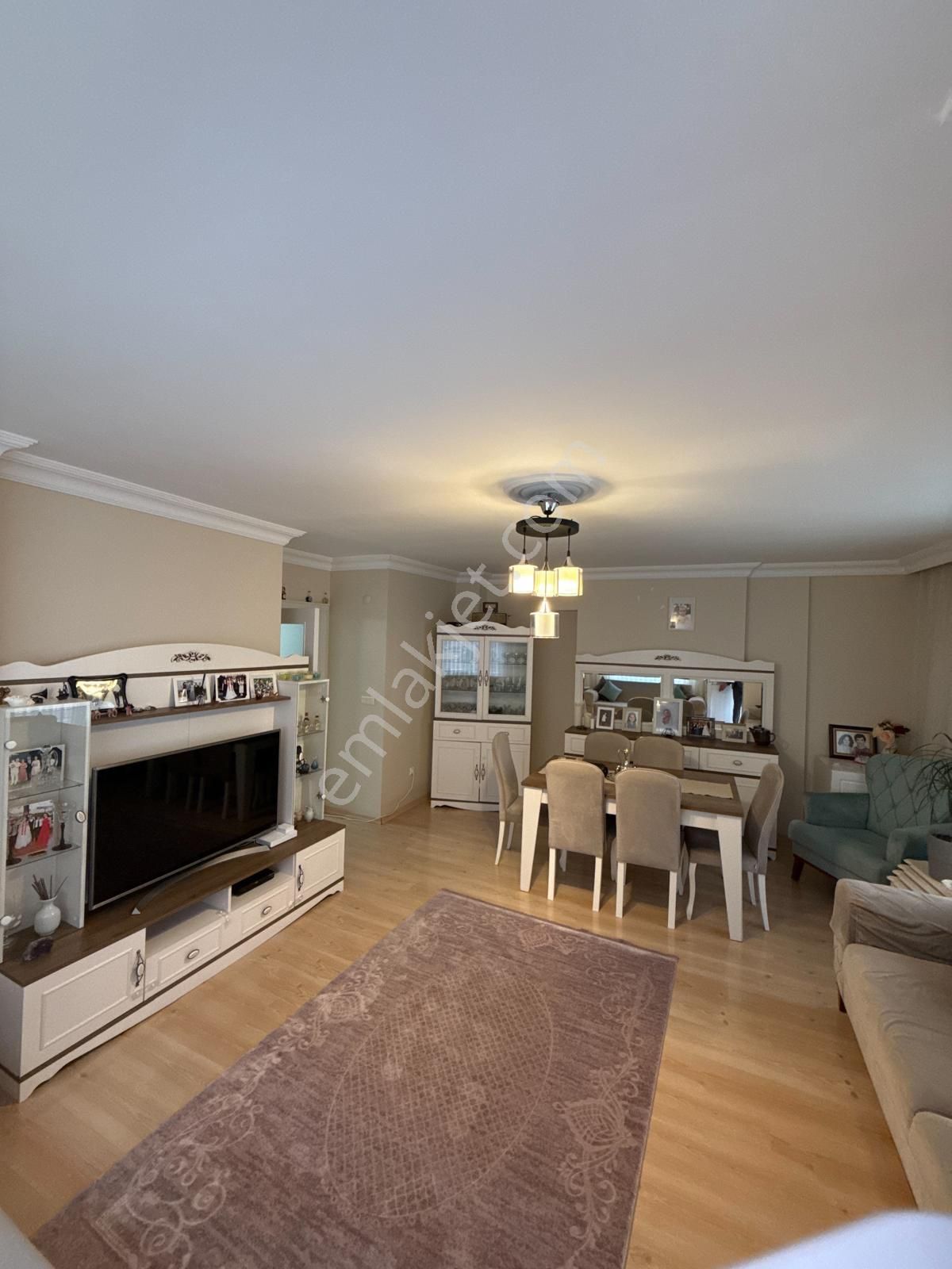 Yenibosna Merkez Camiye Yakın Satılık100 M2 2+1 Daire - Görsel 8