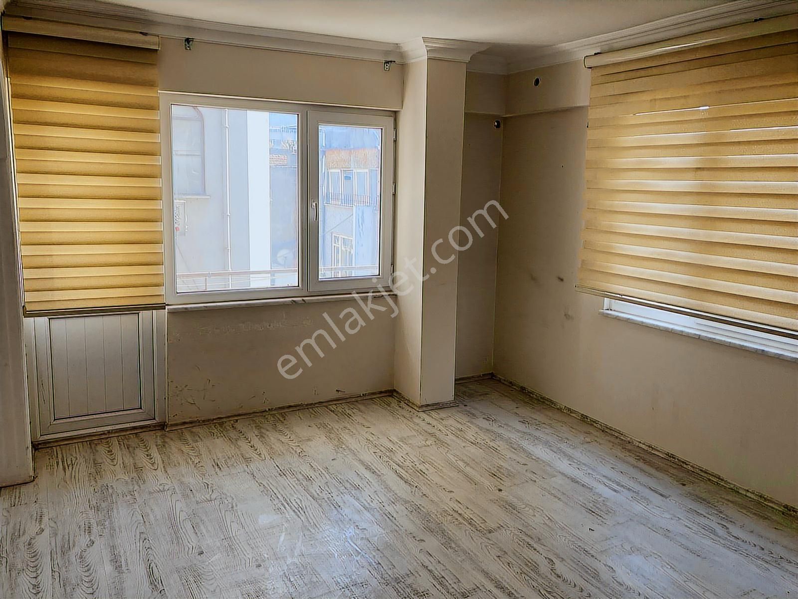 Çarşı Merkezinde 3 Ofis Satılık - Görsel 6