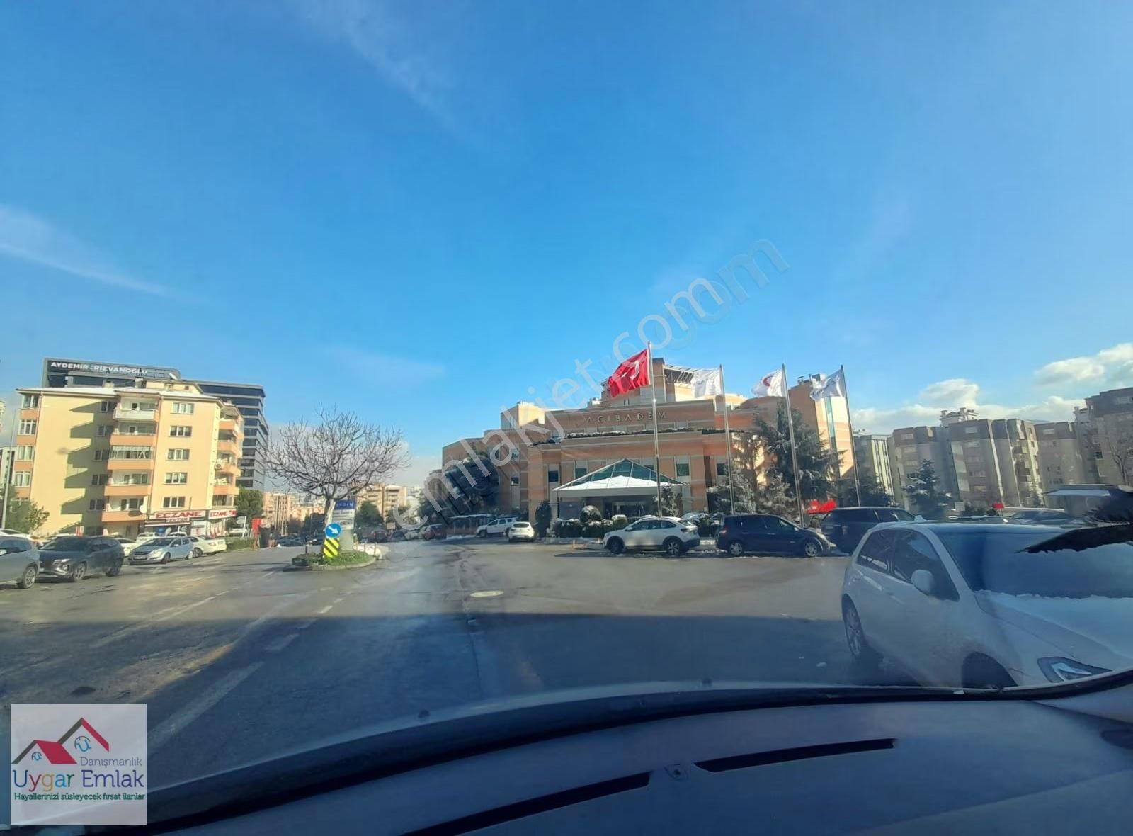 Uygar Emlakdan Acıbadem Ve Barış Anadolu Lıse Yanı Satılık Daire - Görsel 6