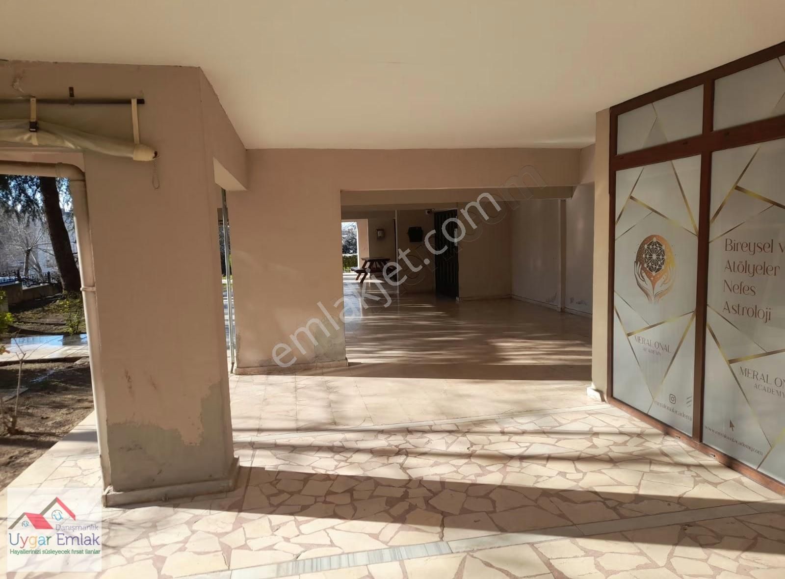 Uygar Emlakdan Acıbadem Ve Barış Anadolu Lıse Yanı Satılık Daire - Görsel 12