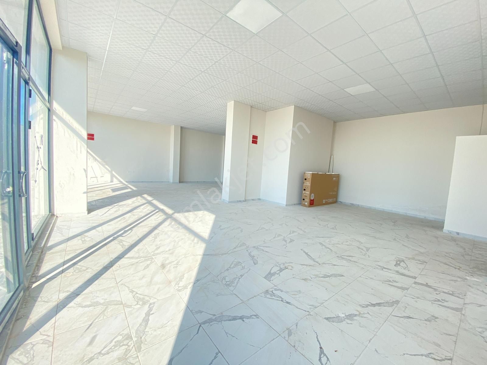 İzmir Çiğli Esentepe Mahallesi 200 M2 Kiralık Dükkan Cb Ph - Görsel 2