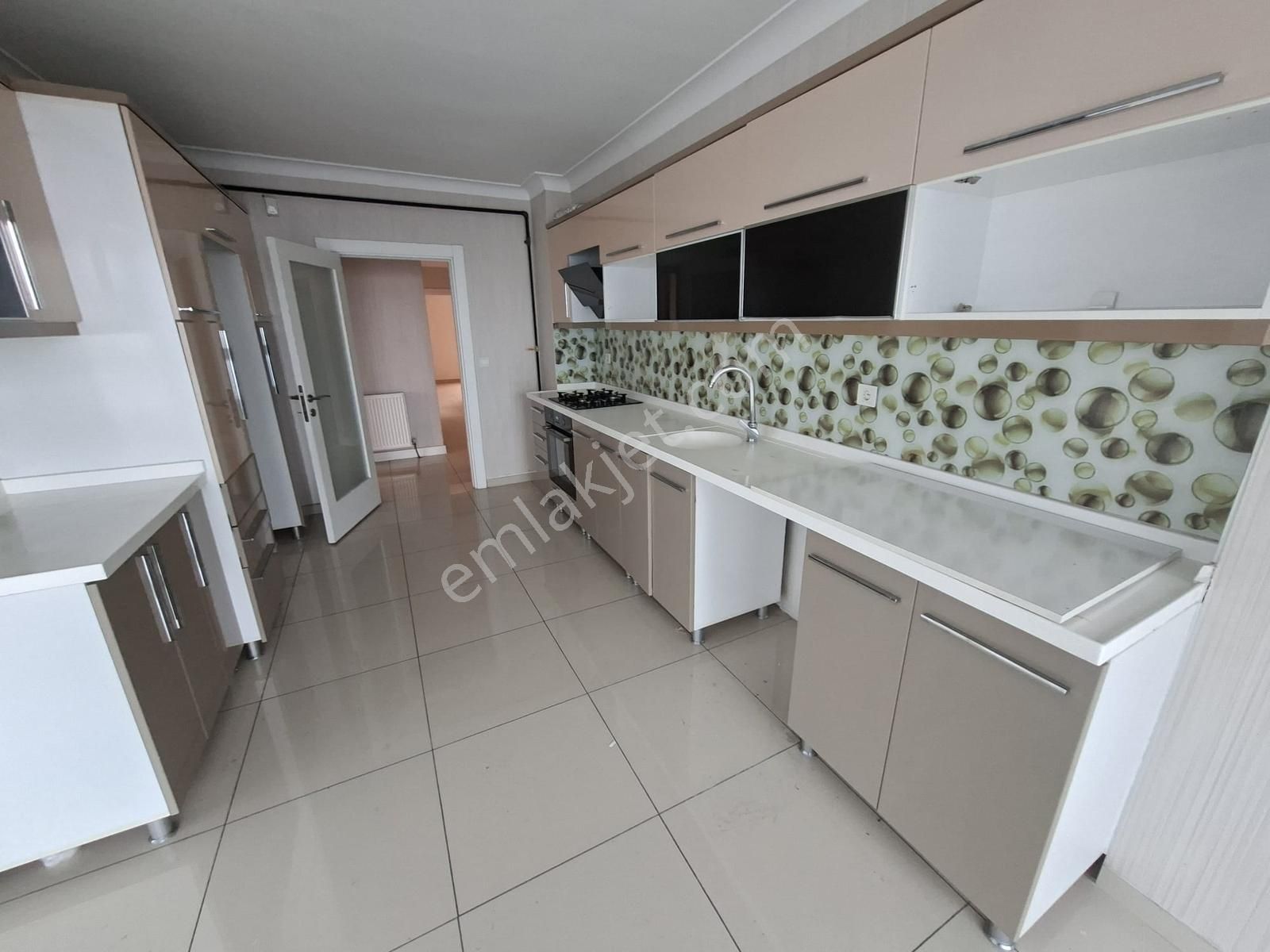 Ahiler Emlak Tan Aksu Konutlarında Kiralık Ferah Daire - Görsel 10