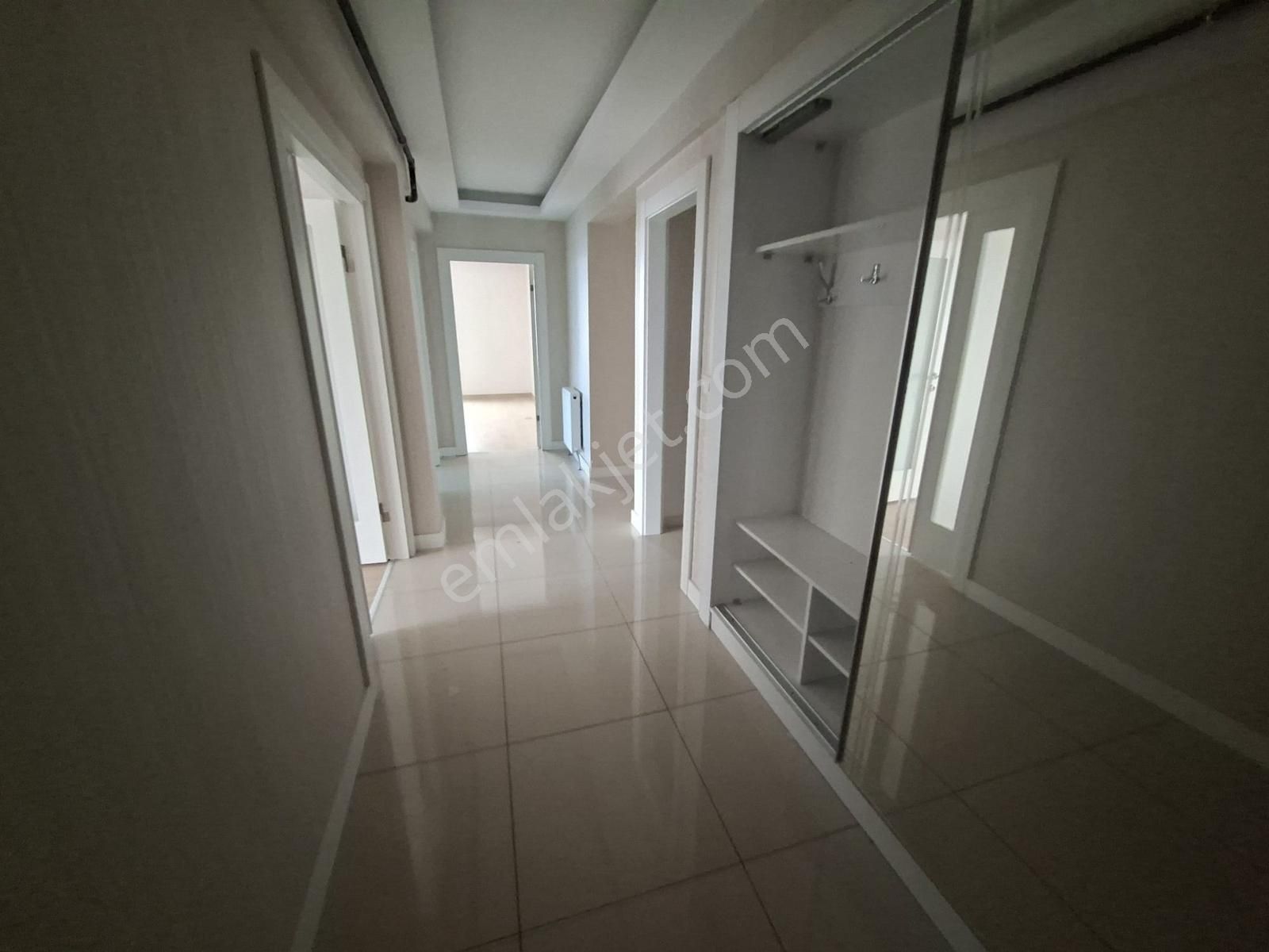 Ahiler Emlak Tan Aksu Konutlarında Kiralık Ferah Daire - Görsel 32