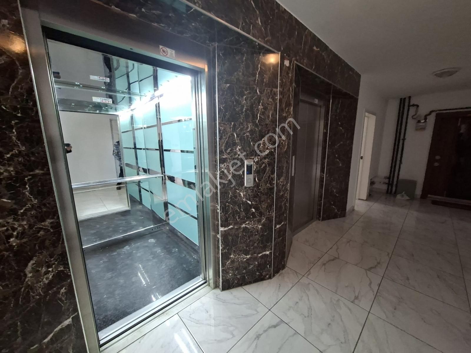 Ahiler Emlak Tan Aksu Konutlarında Kiralık Ferah Daire - Görsel 30