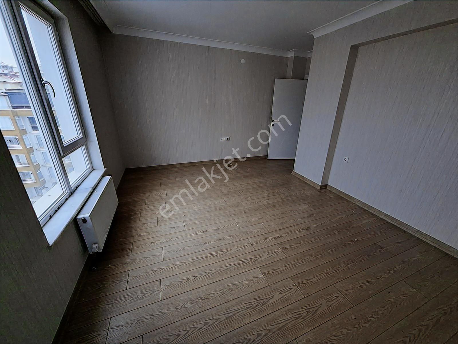 Ahiler Emlak Tan Aksu Konutlarında Kiralık Ferah Daire - Görsel 9