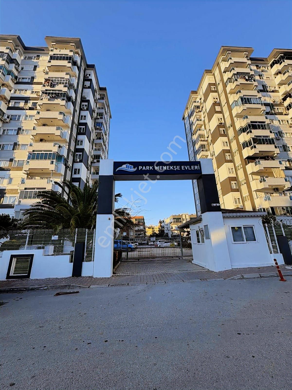 Dutlubahçe'de 2+1 Havuzlu Sitede Daire - Görsel 2